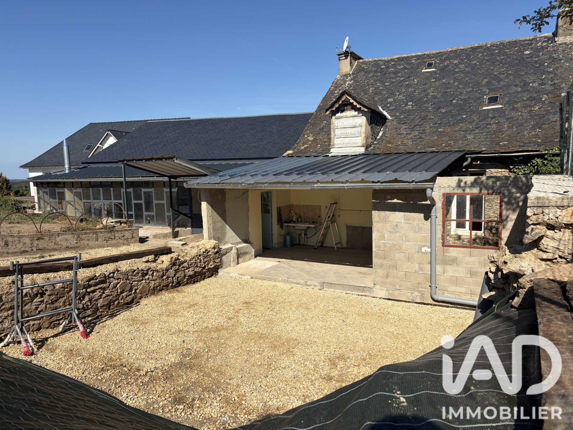 Vente maison à Rieupeyroux (12240) : maison de village 5 pièces 130 m² - 2101544 — 13