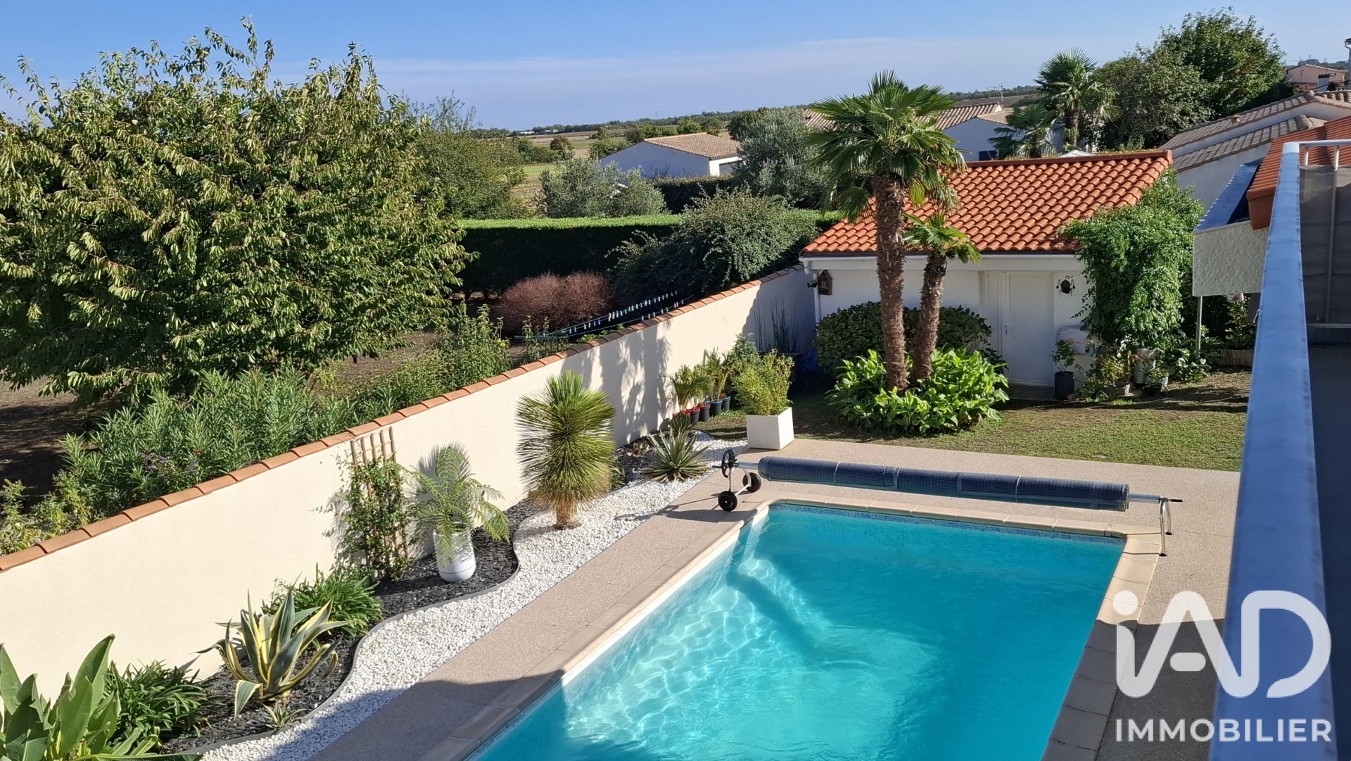 Vente maison à Dompierre-sur-Mer (17139) : maison d'architecte 7 pièces 200 m² - 2100924 — 14