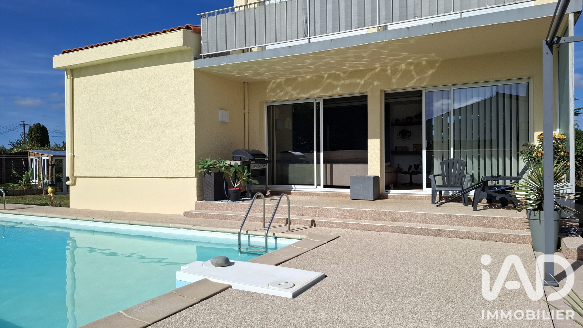 Vente maison à Dompierre-sur-Mer (17139) : maison d'architecte 7 pièces 200 m² - 2100924 — 18