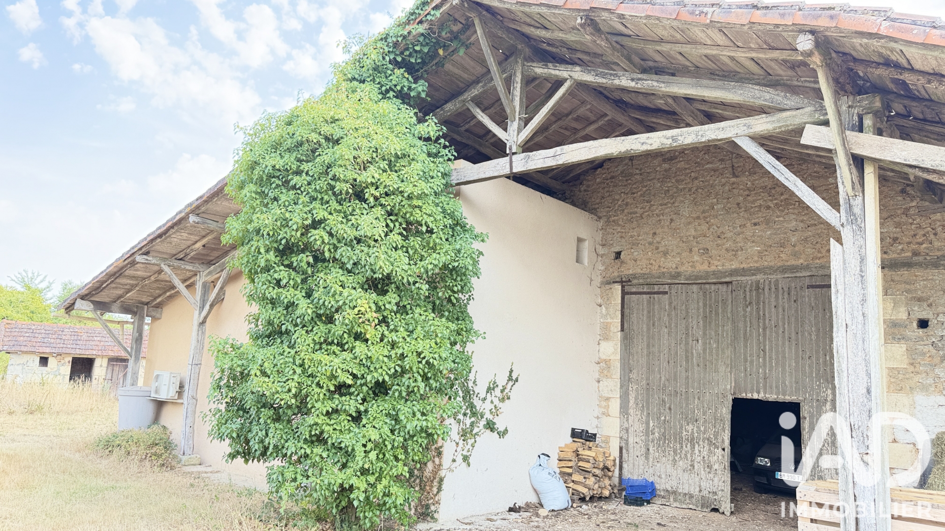 Vente maison à Champagné-Saint-Hilaire (86160) : maison de campagne 6 pièces 140 m² - 2109785 — 5