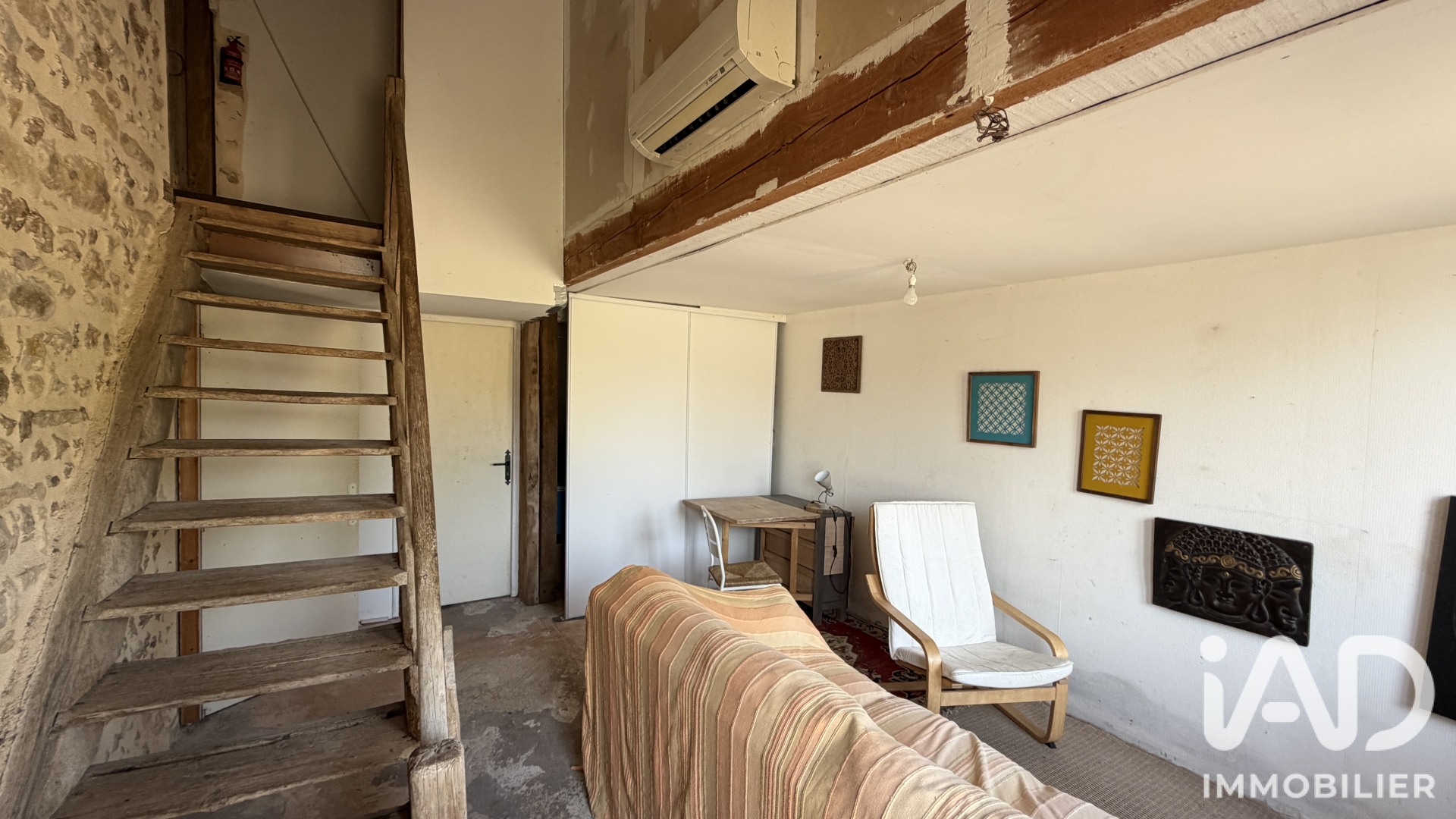 Vente maison à Champagné-Saint-Hilaire (86160) : maison de campagne 6 pièces 140 m² - 2109785 — 27