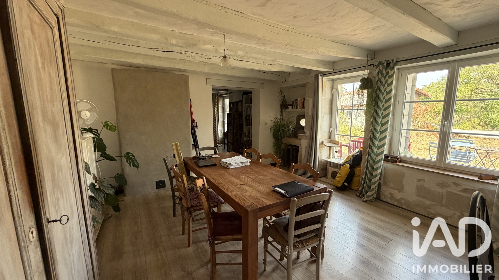Vente maison à Champagné-Saint-Hilaire (86160) : maison de campagne 6 pièces 140 m² - 2109785 — 18