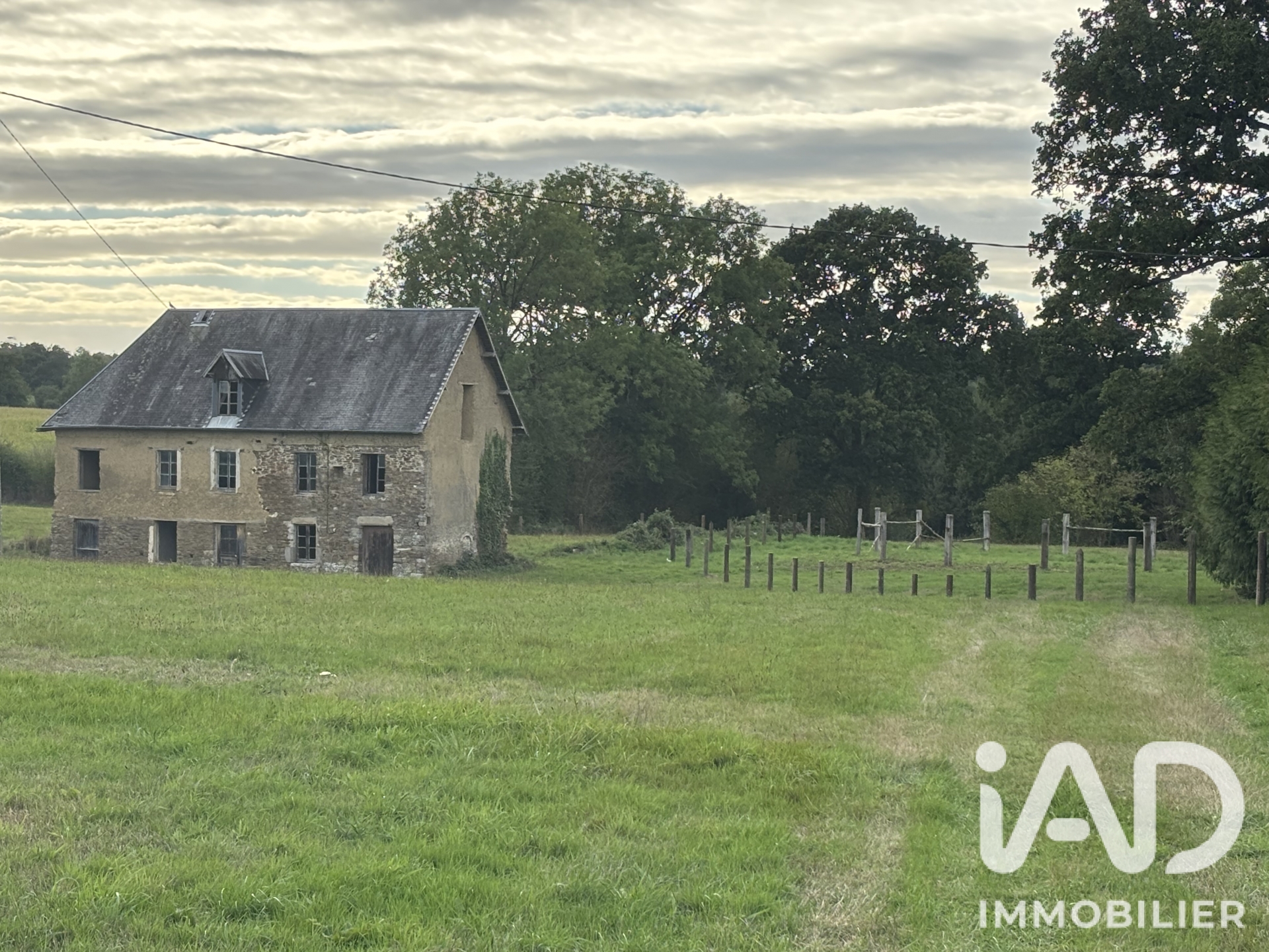 Vente maison à Carantilly (50570) : maison de campagne 4 pièces 110 m² - 2101211 — 9