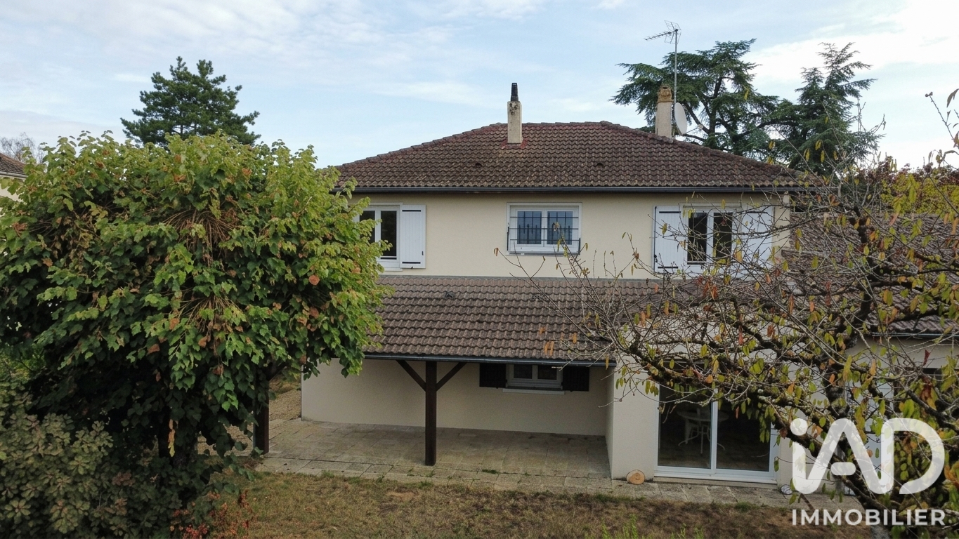 Vente maison à Cenon-sur-Vienne (86530) : maison traditionnelle 8 pièces 138 m² - 2100480 — 17
