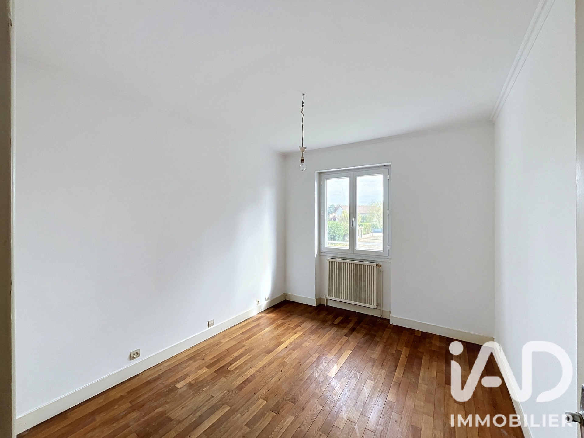 Vente maison à Cenon-sur-Vienne (86530) : maison traditionnelle 8 pièces 138 m² - 2100480 — 10