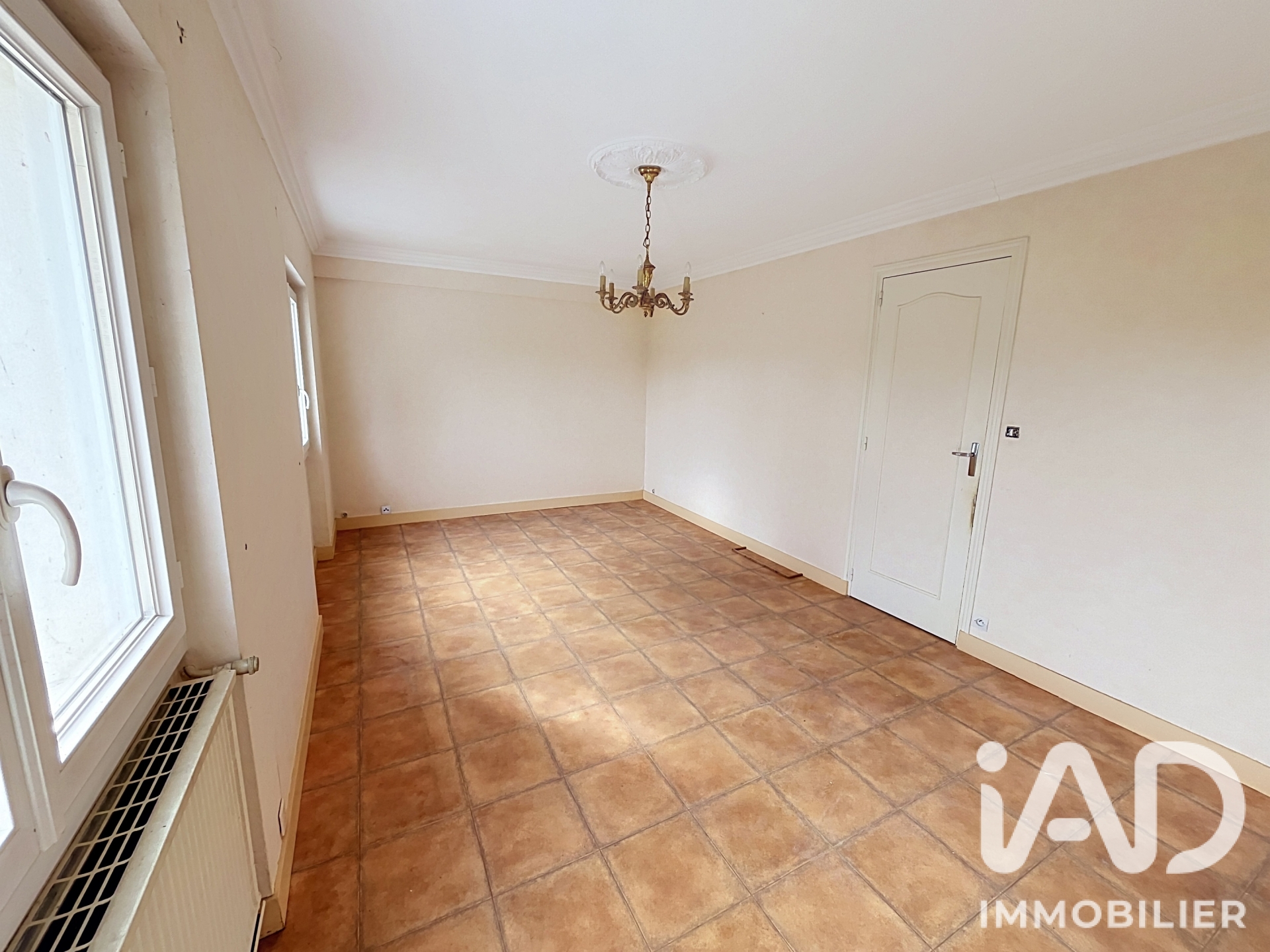 Vente maison à Cenon-sur-Vienne (86530) : maison traditionnelle 8 pièces 138 m² - 2100480 — 4