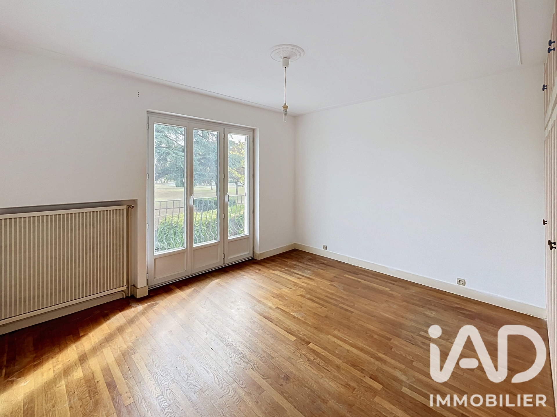 Vente maison à Cenon-sur-Vienne (86530) : maison traditionnelle 8 pièces 138 m² - 2100480 — 9