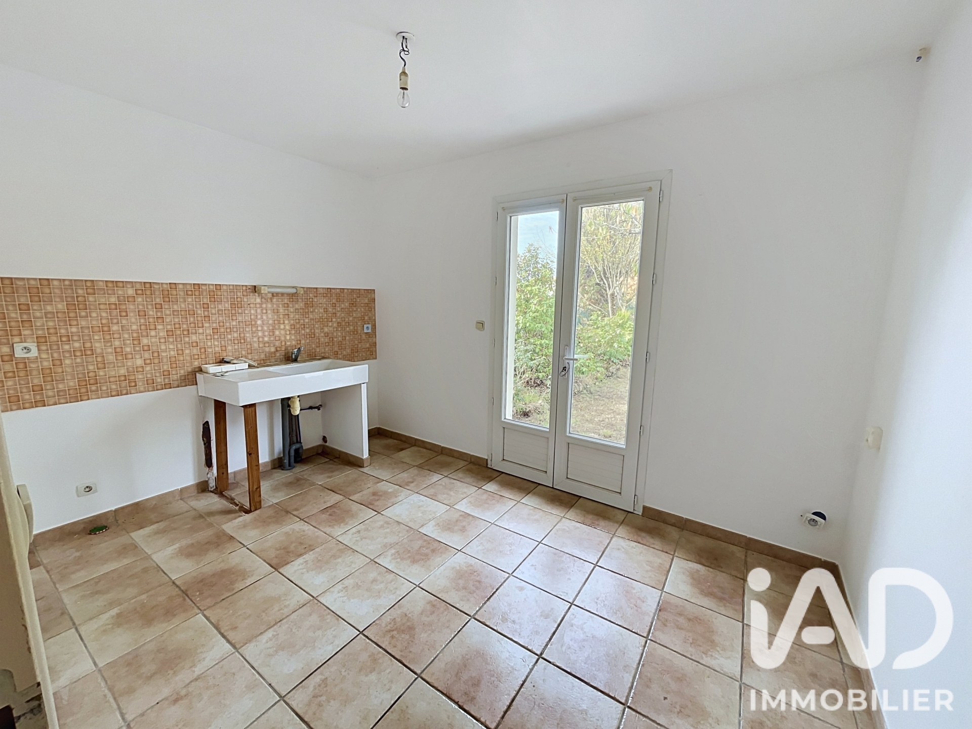 Vente maison à Cenon-sur-Vienne (86530) : maison traditionnelle 8 pièces 138 m² - 2100480 — 15