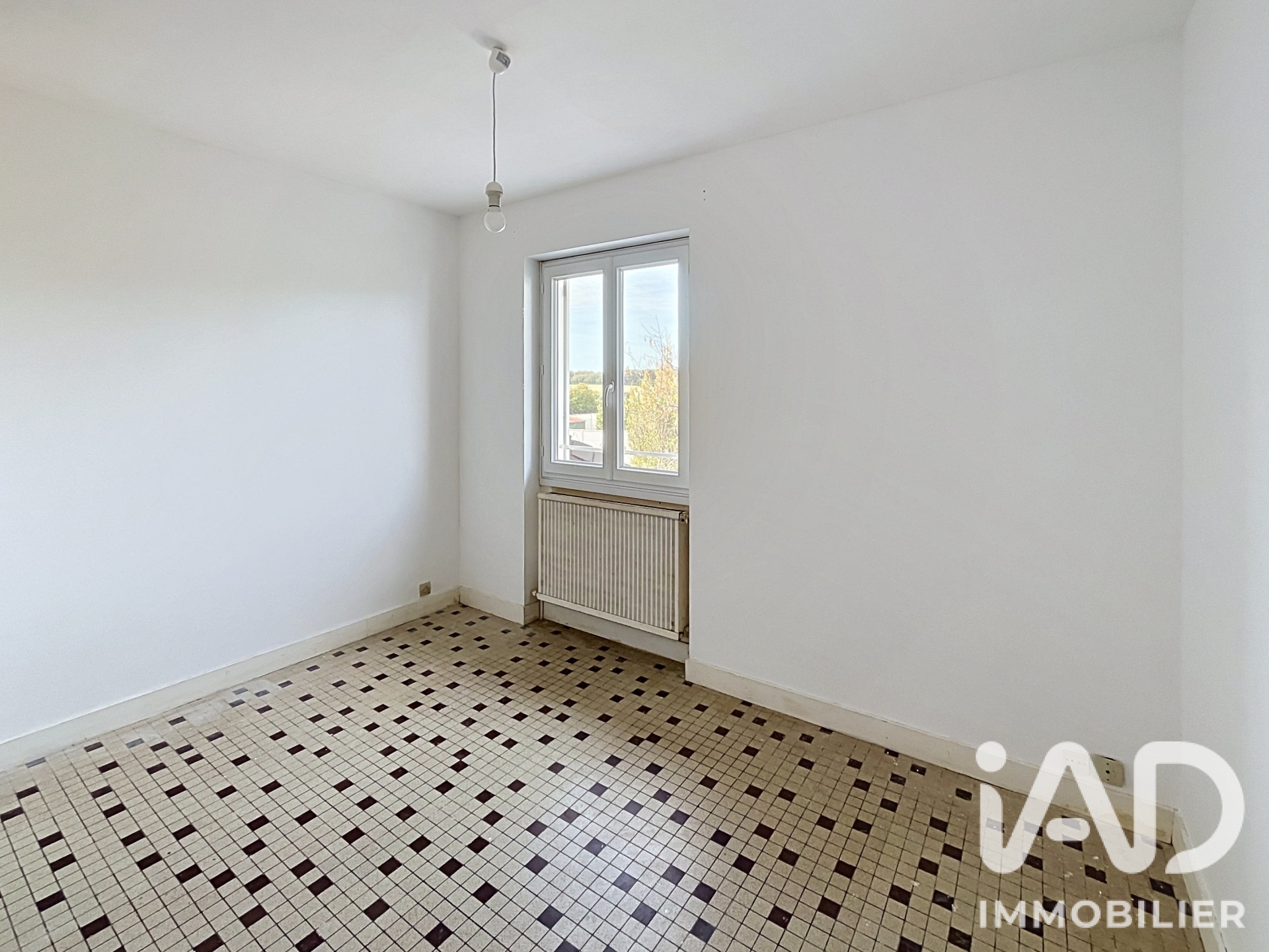 Vente maison à Cenon-sur-Vienne (86530) : maison traditionnelle 8 pièces 138 m² - 2100480 — 13