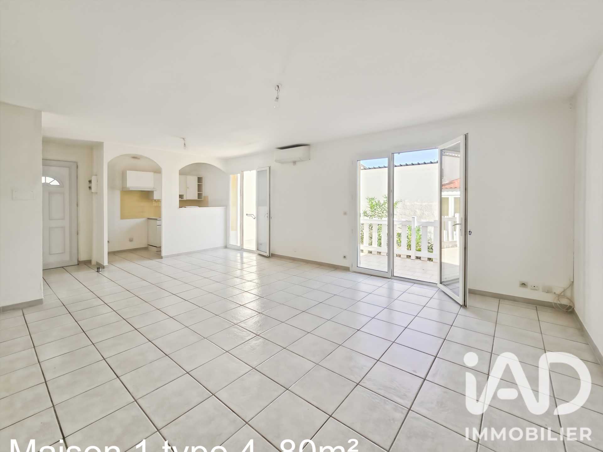Vente immeuble 231 m² à Milhaud (30540) - 2055138 — 5