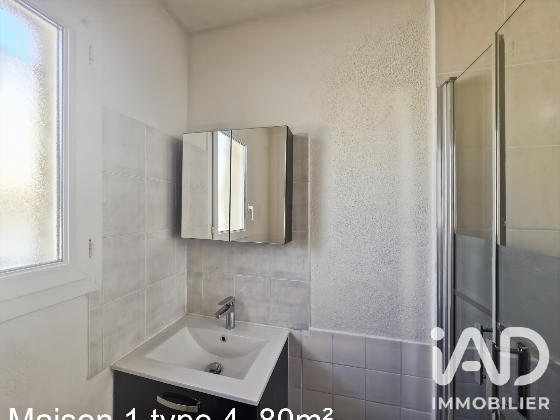 Vente immeuble 231 m² à Milhaud (30540) - 2055138 — 8