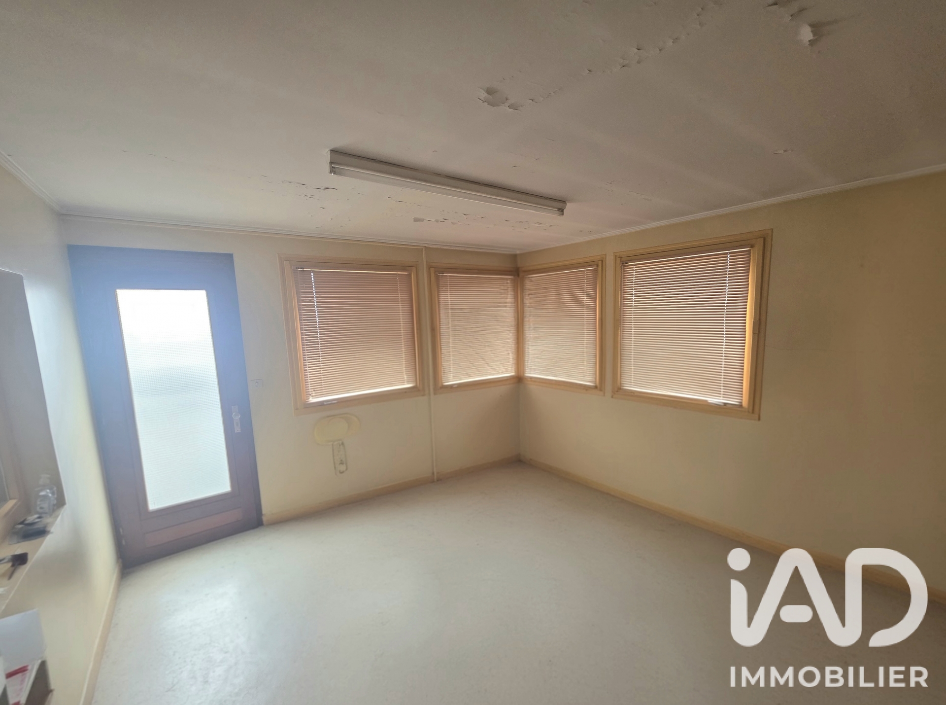 Vente maison à Torigny-les-Villes (50160) : pavillon 6 pièces 151 m² - 2100868 — 26
