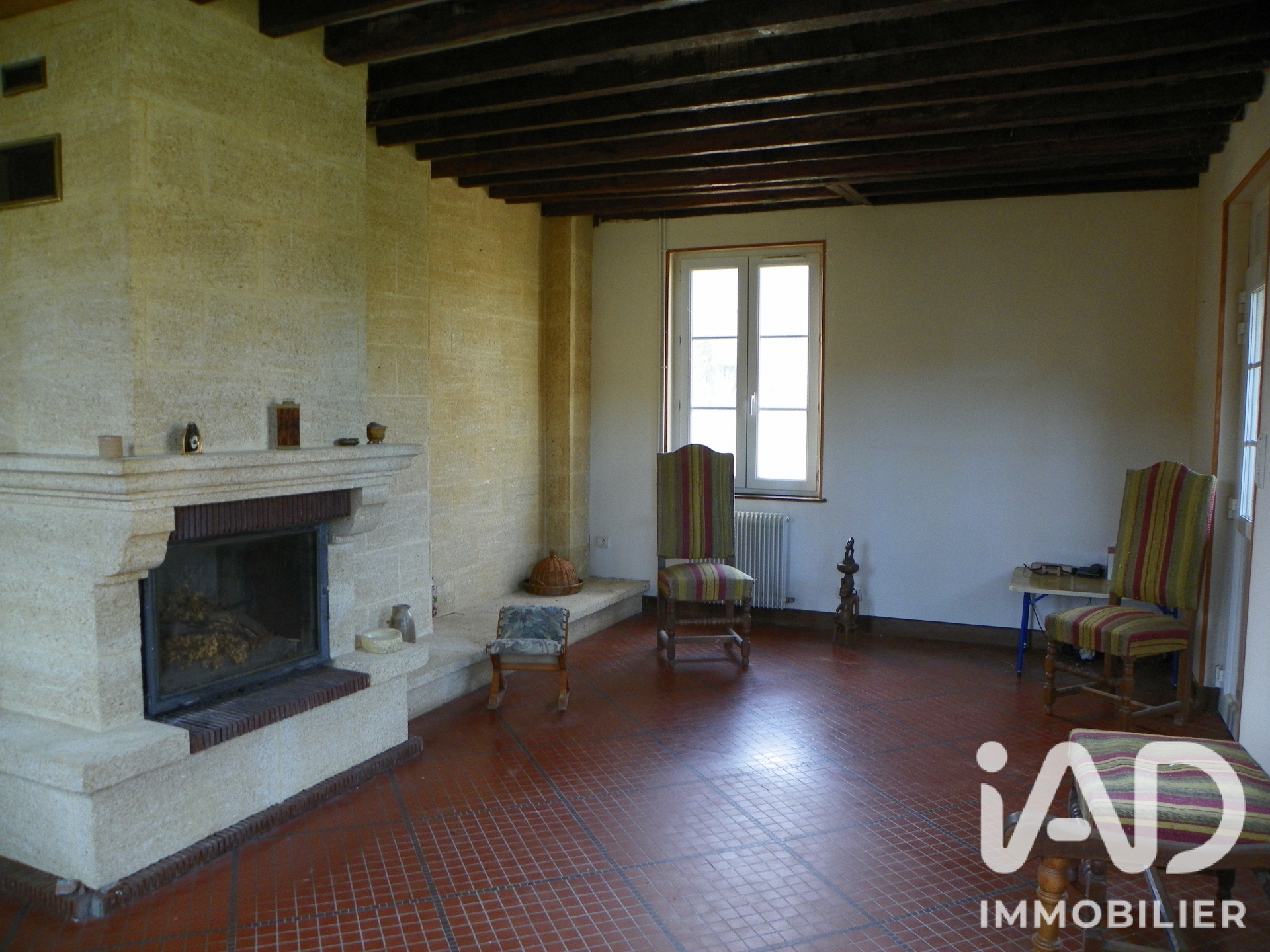 Vente maison à Beaumont-le-Roger (27170) : maison de village 6 pièces 160 m² - 2097879 — 6