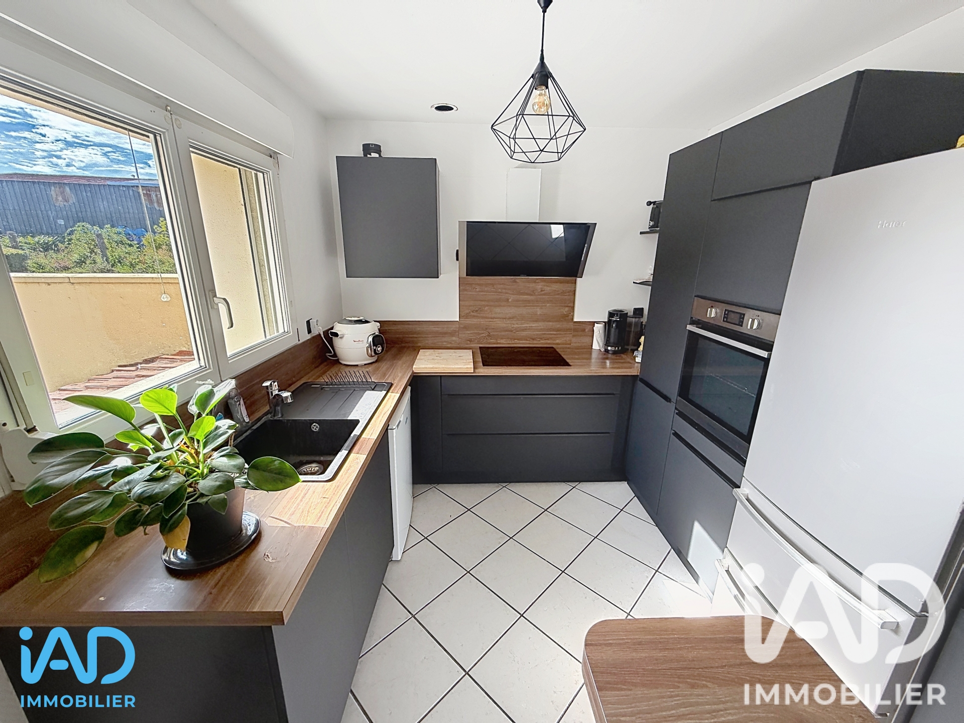 Vente maison à La Chapelle-Saint-Luc (10600) : maison 5 pièces 104 m² - 2100659 — 6