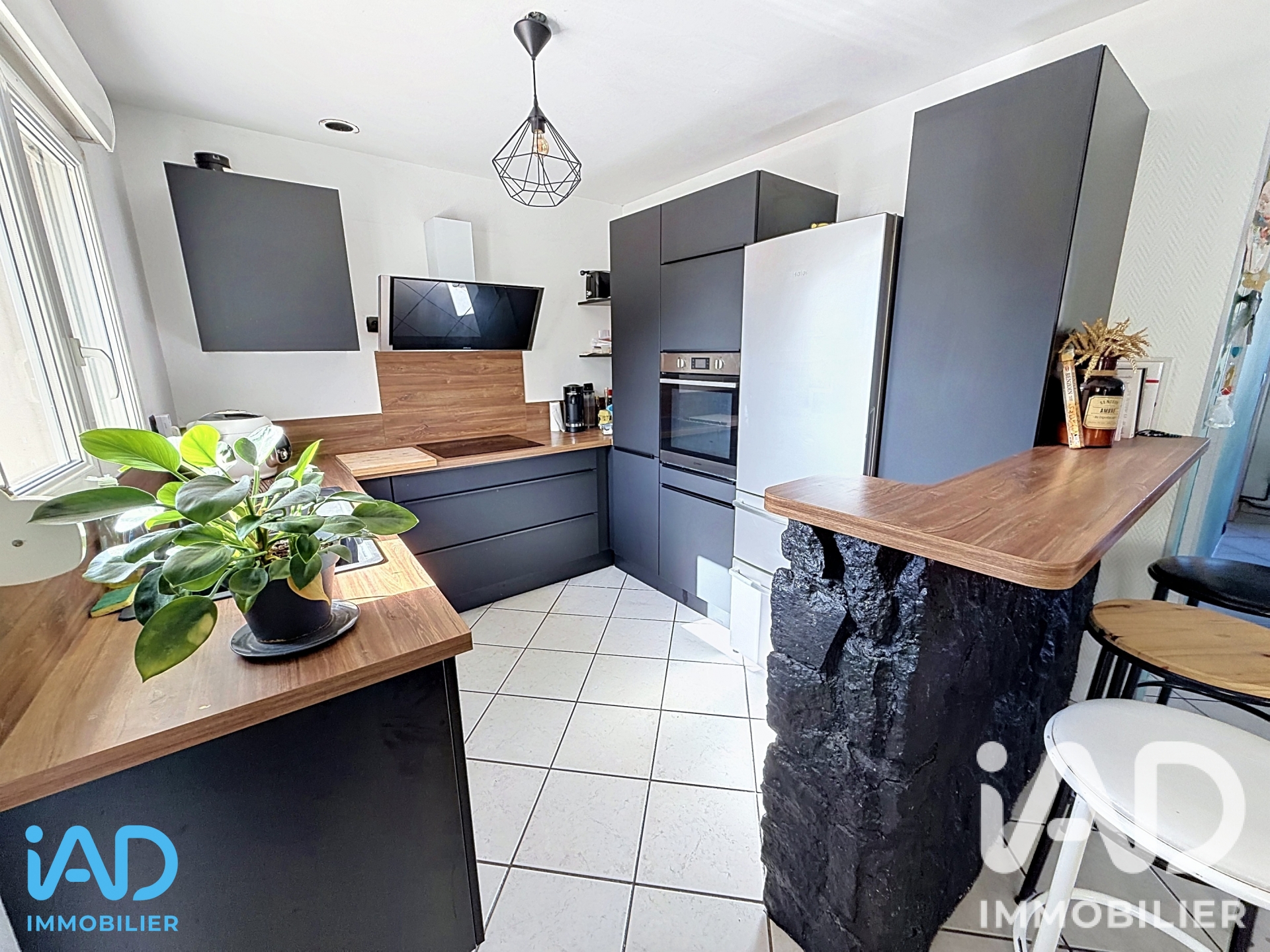 Vente maison à La Chapelle-Saint-Luc (10600) : maison 5 pièces 104 m² - 2100659 — 5