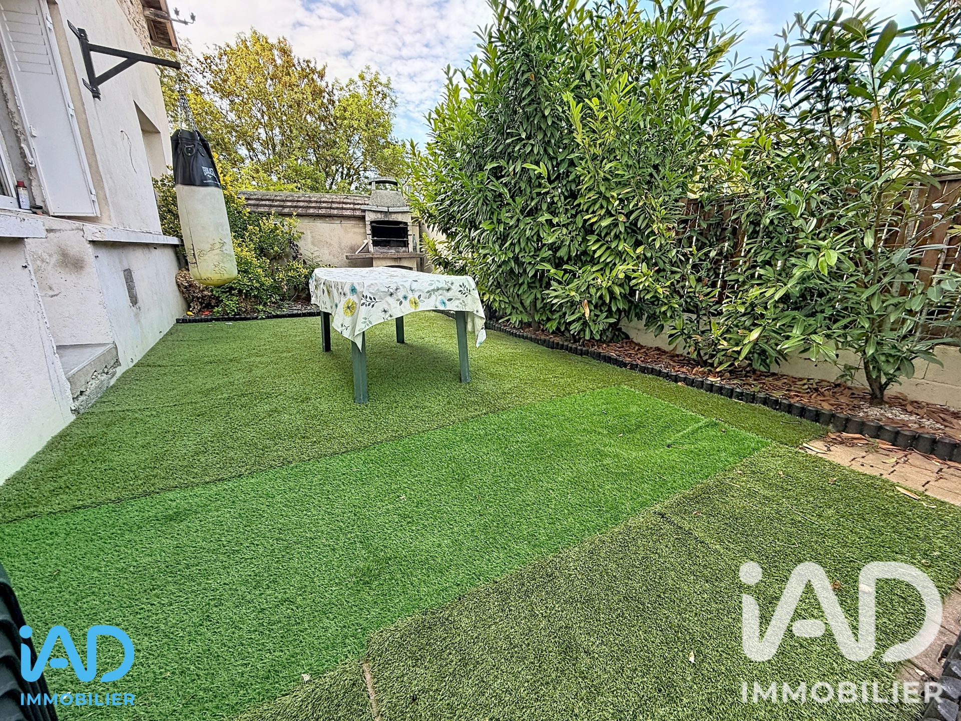 Vente maison à La Chapelle-Saint-Luc (10600) : maison 5 pièces 104 m² - 2100659 — 22