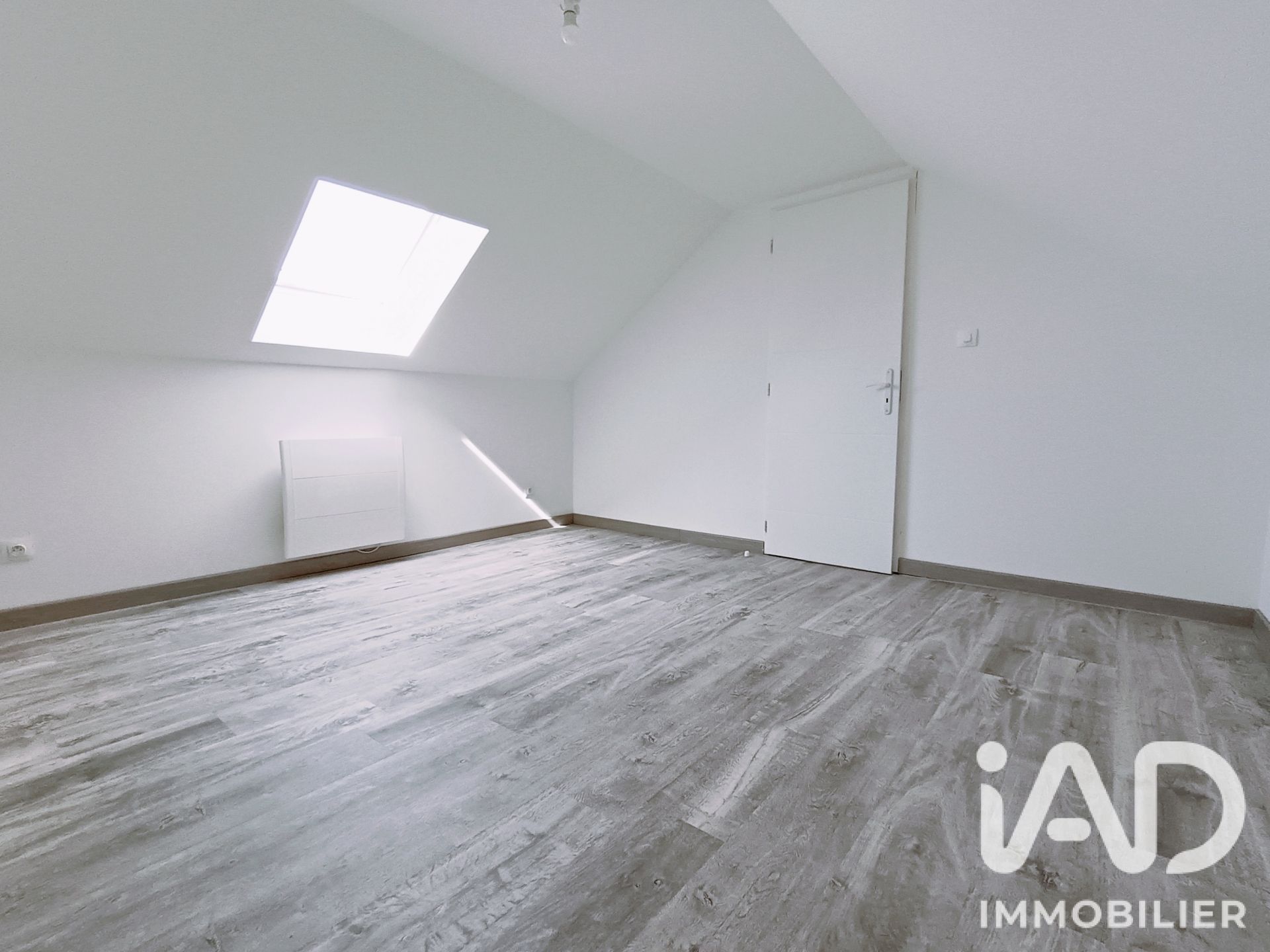 Vente maison à Saint-Ouen (41100) : maison traditionnelle 6 pièces 130 m² - 2105845 — 9