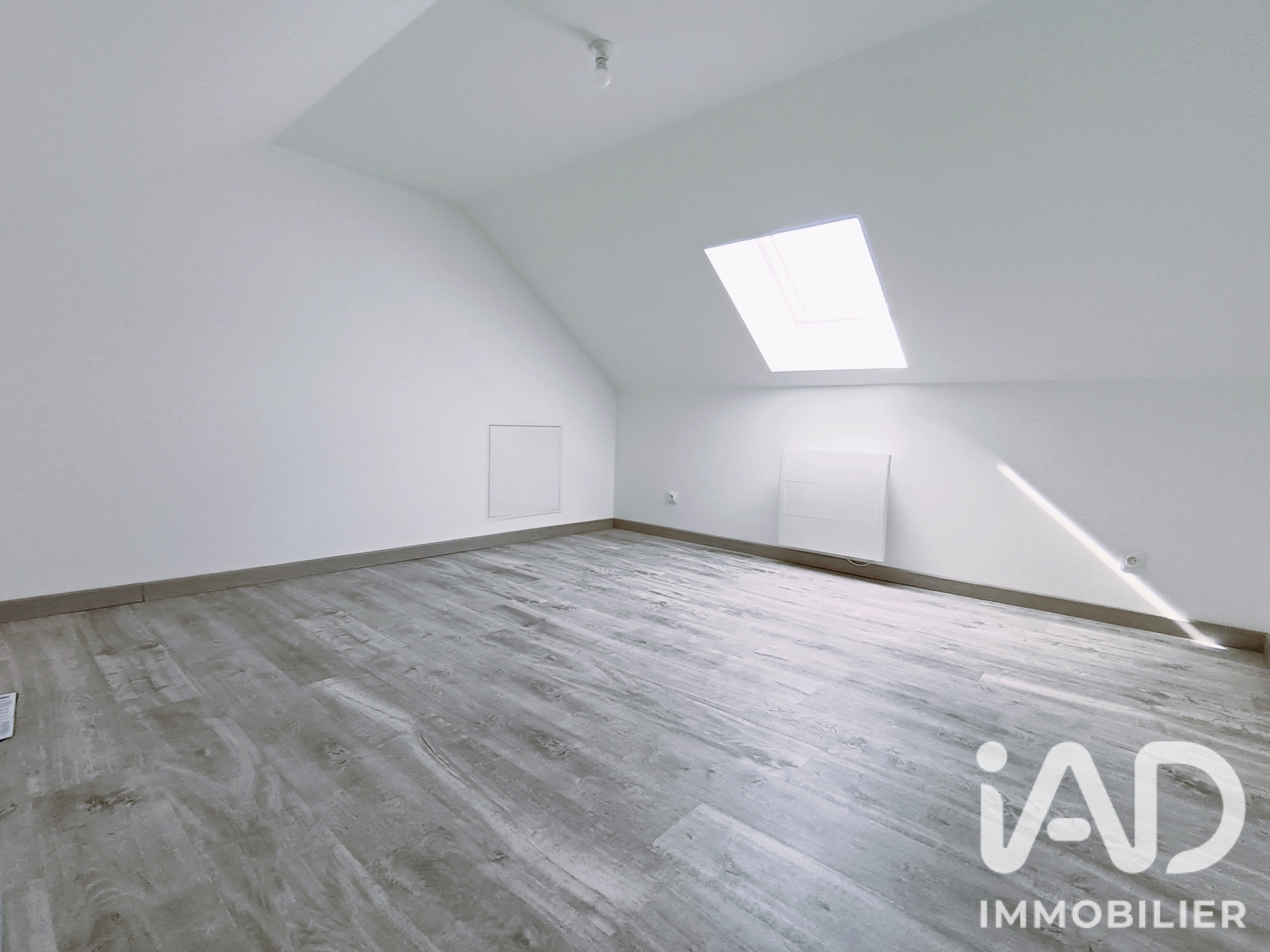 Vente maison à Saint-Ouen (41100) : maison traditionnelle 6 pièces 130 m² - 2105845 — 8