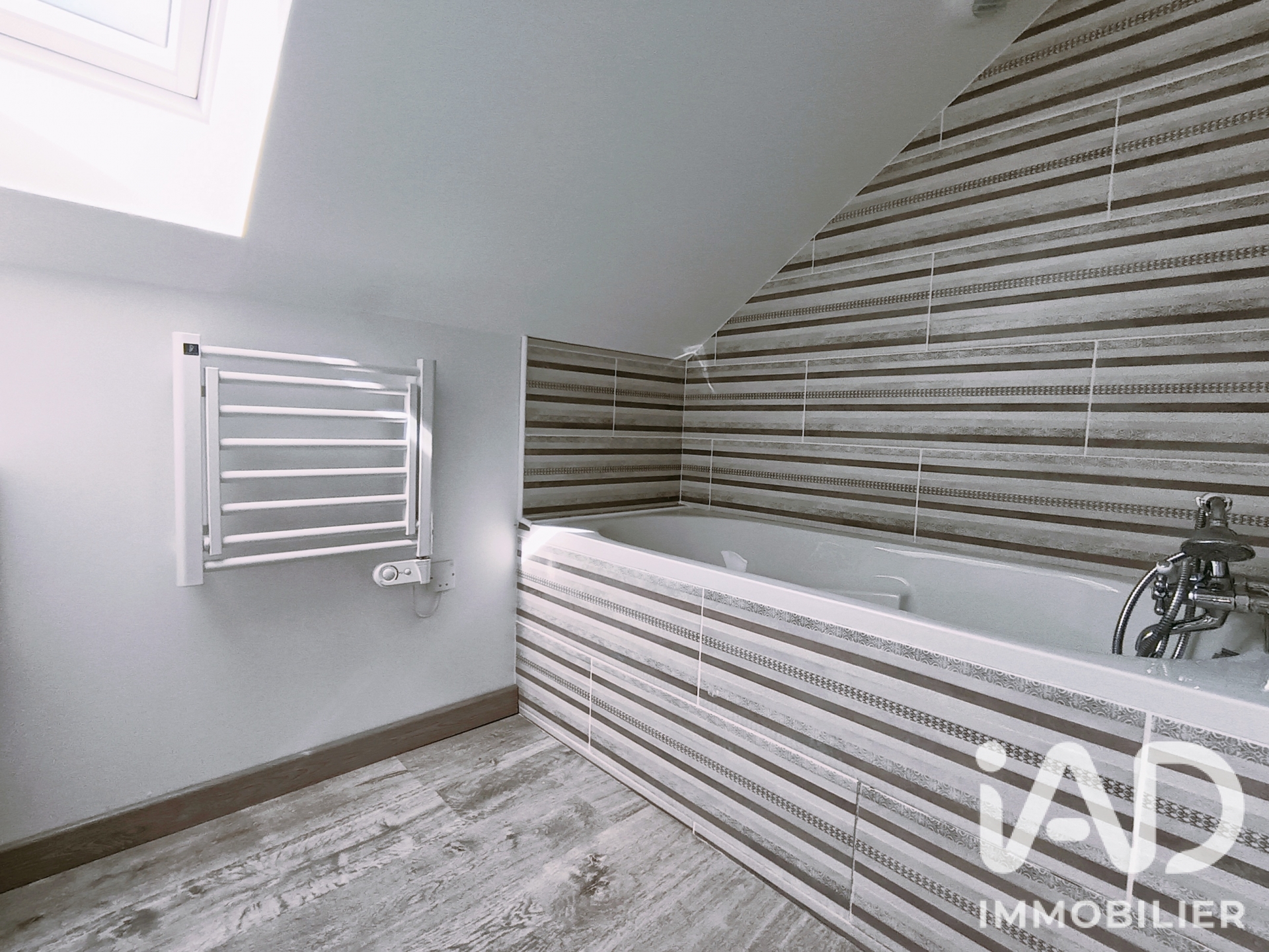 Vente maison à Saint-Ouen (41100) : maison traditionnelle 6 pièces 130 m² - 2105845 — 13
