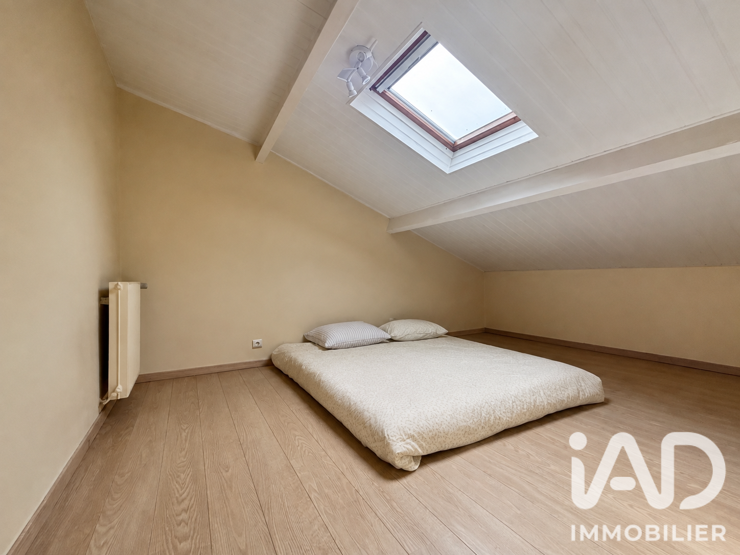 Vente maison à Vayres (33870) : maison traditionnelle 7 pièces 133 m² - 2105923 — 8