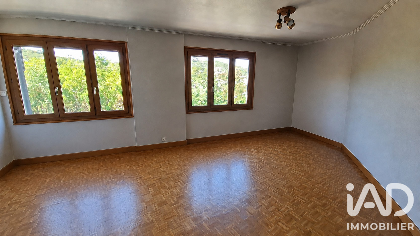 Vente maison à Lorette (42420) : maison de ville 5 pièces 205 m² - 2093221 — 5