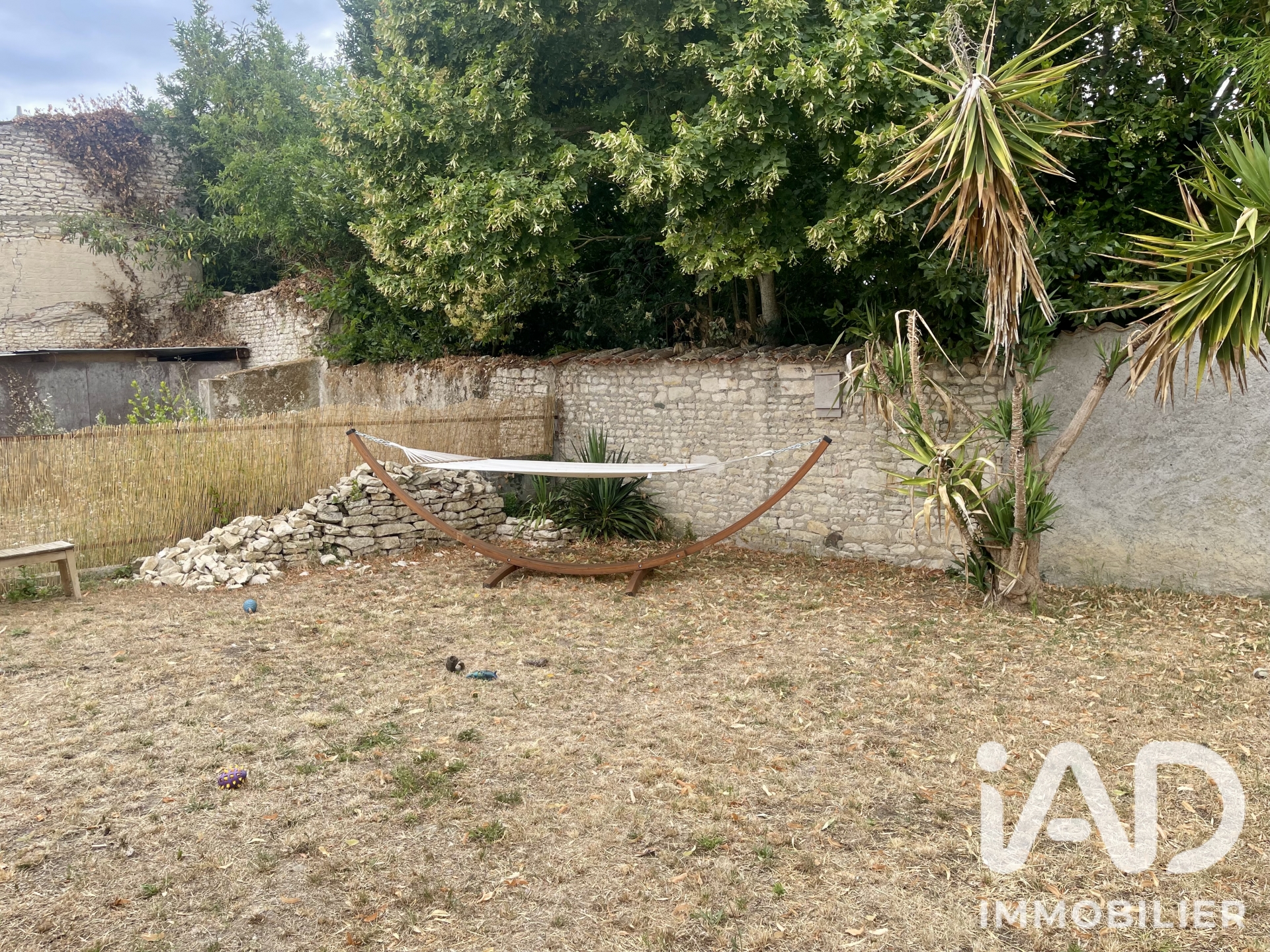 Vente maison à Saint-Xandre (17138) : maison de village 3 pièces 70 m² - 2095922 — 21