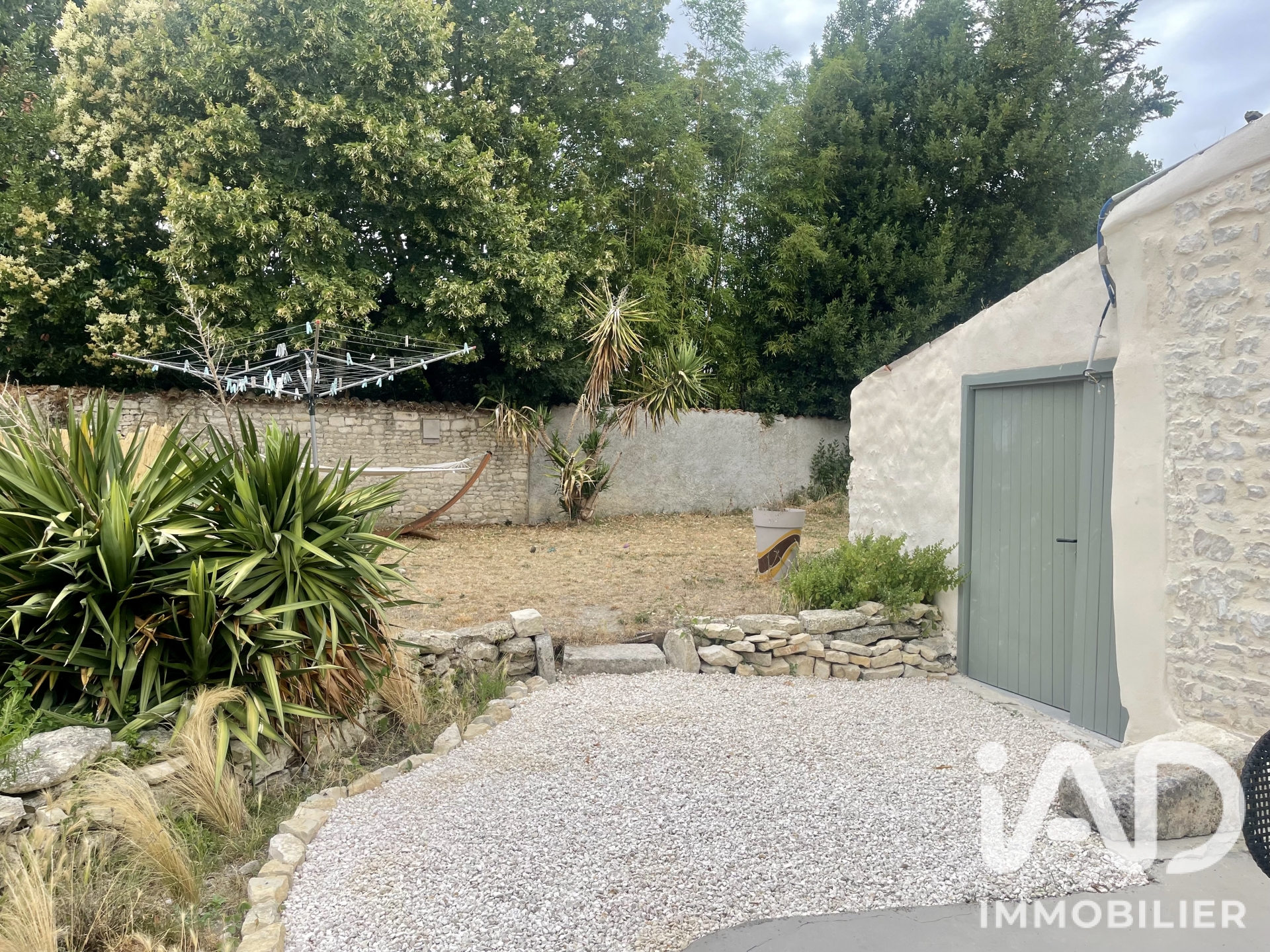 Vente maison à Saint-Xandre (17138) : maison de village 3 pièces 70 m² - 2095922 — 22