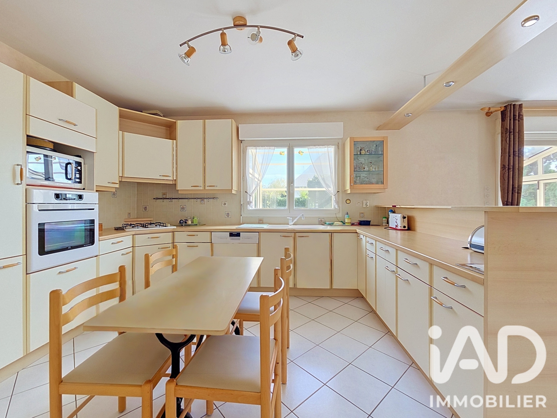 Vente maison à Guichainville (27930) : maison 6 pièces 172 m² - 2101711 — 8