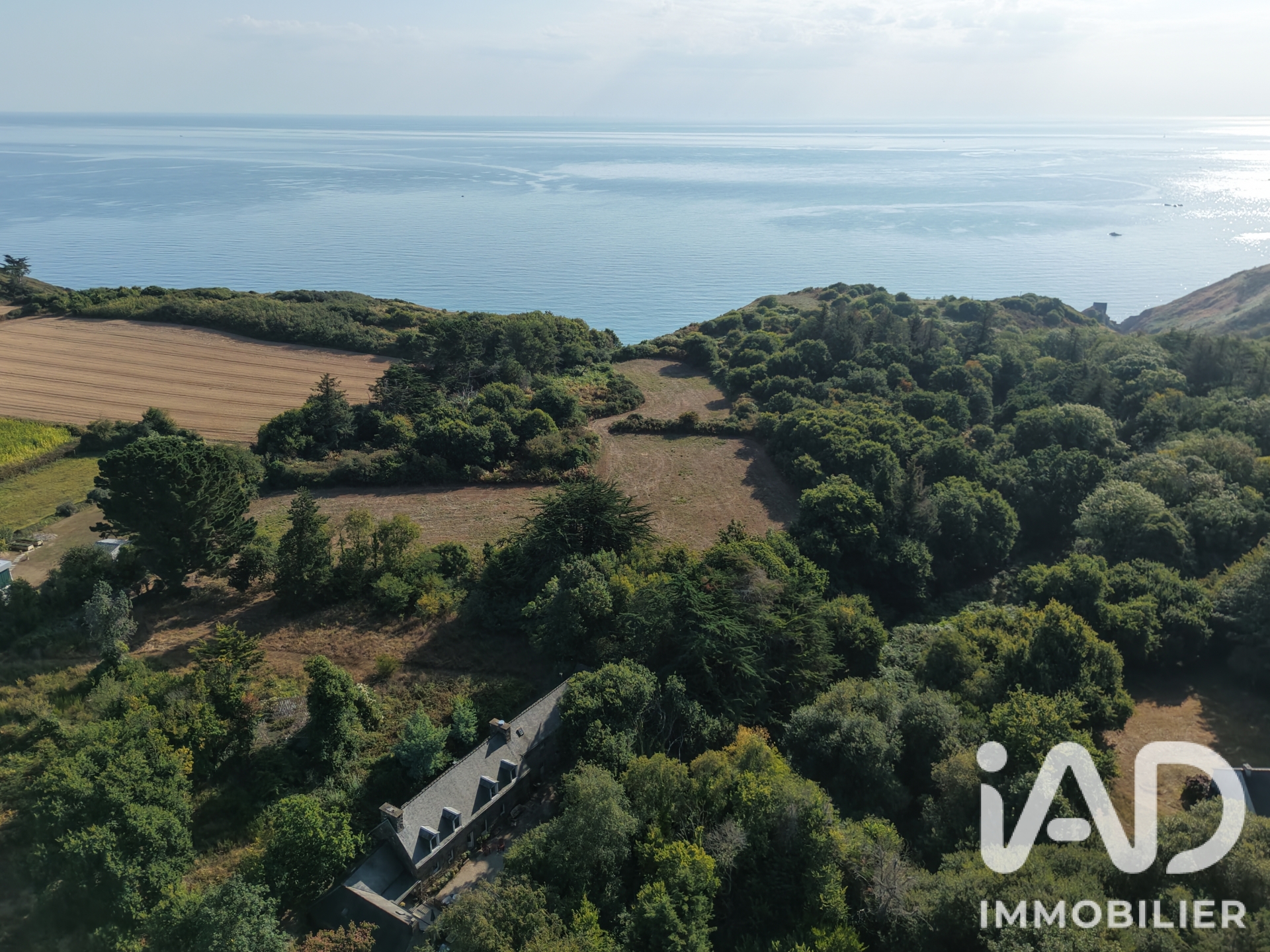 Vente maison à Plouha (22580) : maison traditionnelle 7 pièces 243 m² - 2101297 — 5