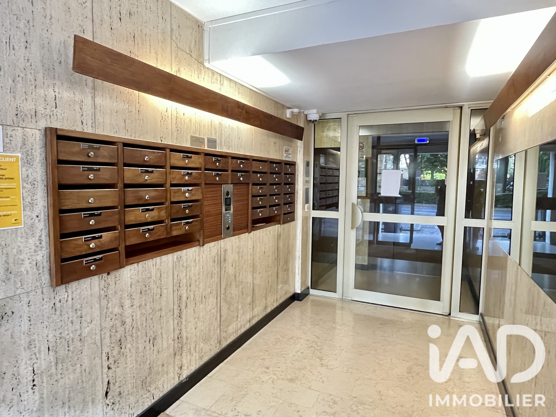 Vente appartement à Troyes (10000) : appartement 2 pièces 45 m² - 2076857 — 9