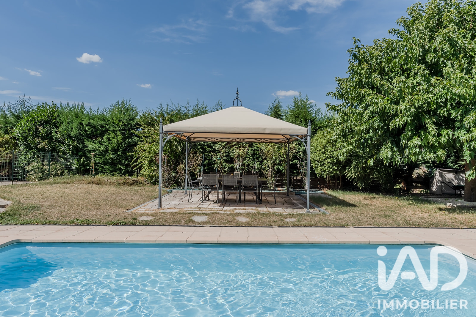 Vente maison à Fleurieux-sur-l'Arbresle (69210) : maison traditionnelle 5 pièces 187 m² - 2099656 — 24