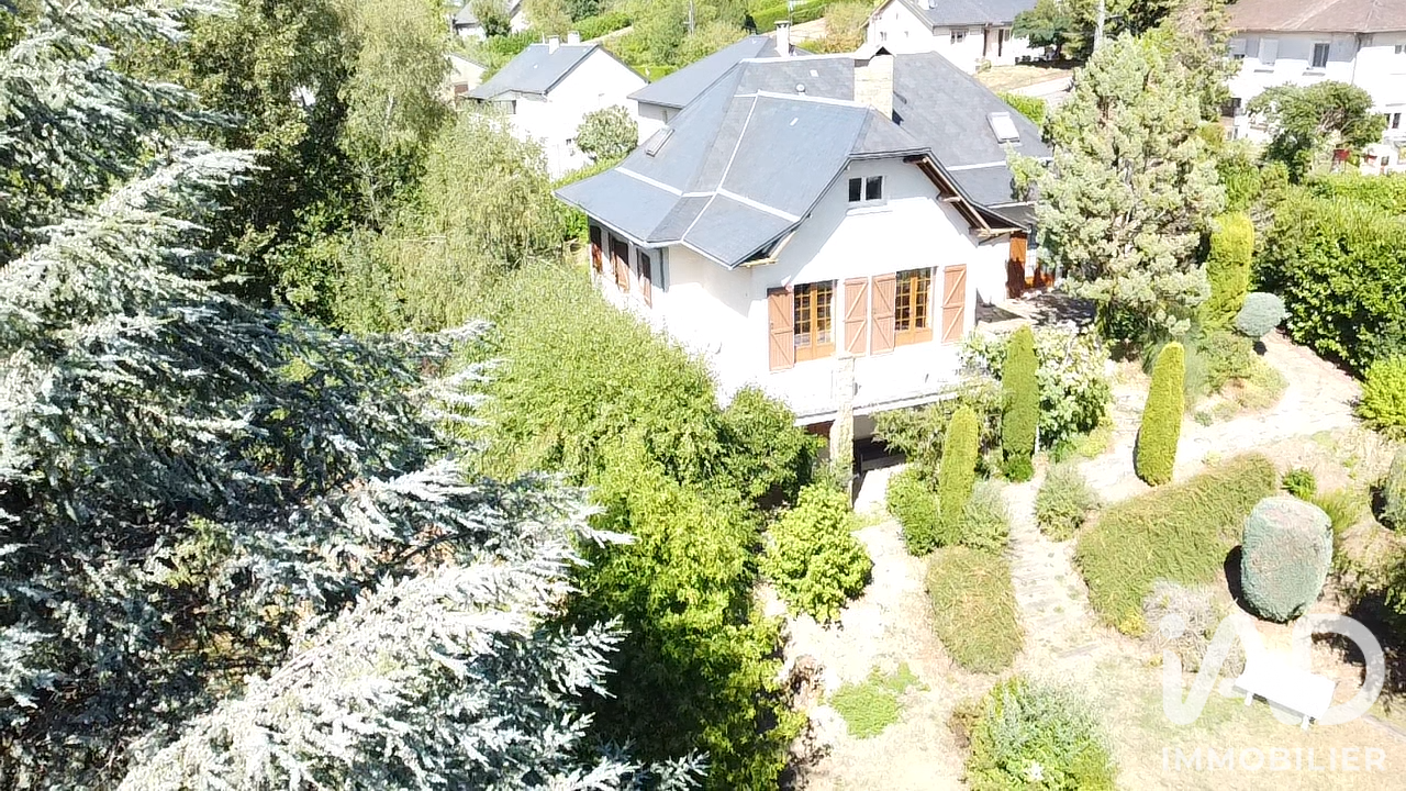 Vente maison à Rieupeyroux (12240) : maison traditionnelle 7 pièces 180 m² - 2101437 — 7