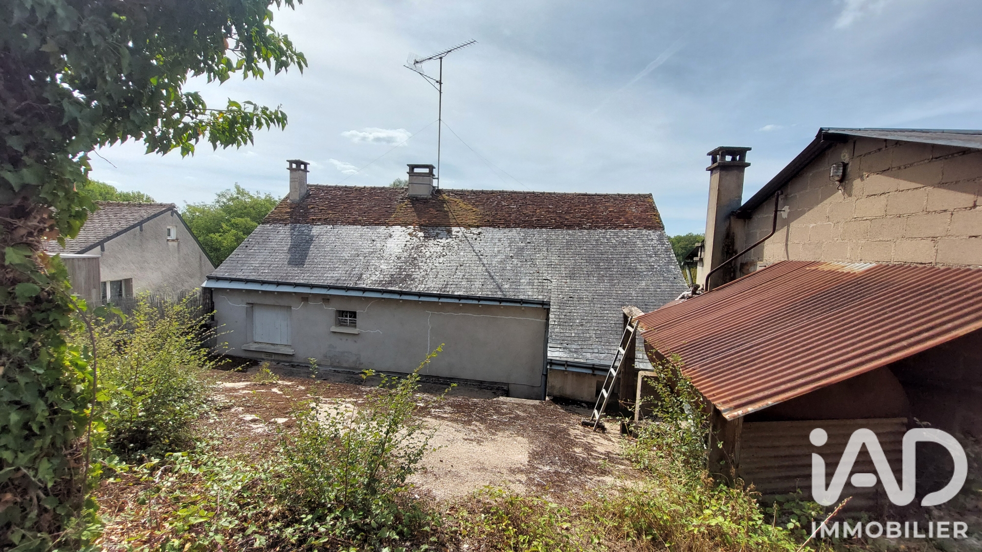 Vente maison à Truyes (37320) : maison de village 6 pièces 133 m² - 2102305 — 22