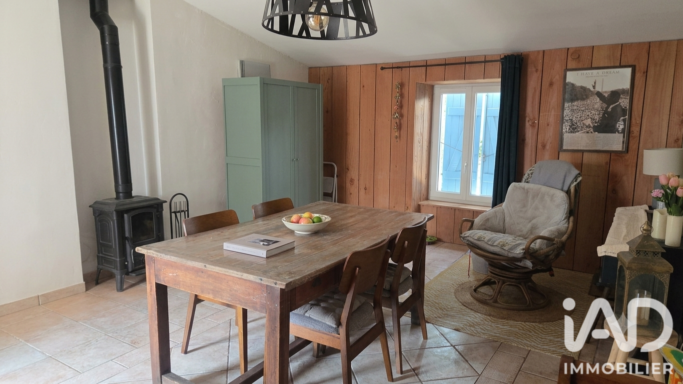 Vente maison à Saint-Vincent-sur-Graon (85540) : maison de campagne 5 pièces 147 m² - 2100630 — 6
