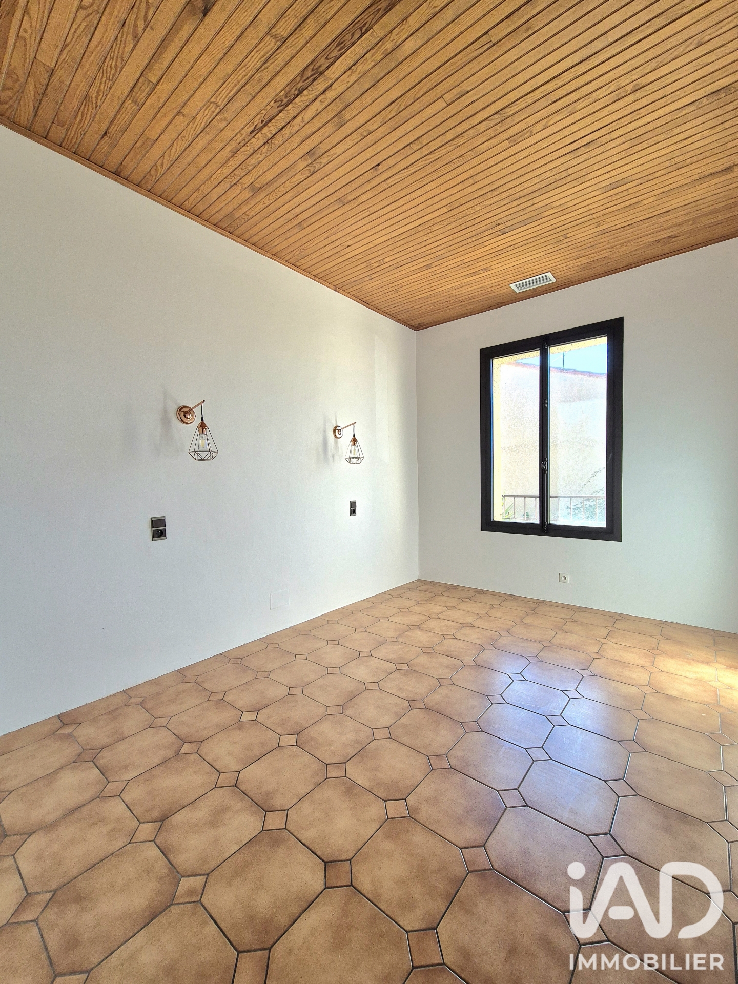 Vente maison à Ille-sur-Têt (66130) : maison 4 pièces 130 m² - 2091876 — 7