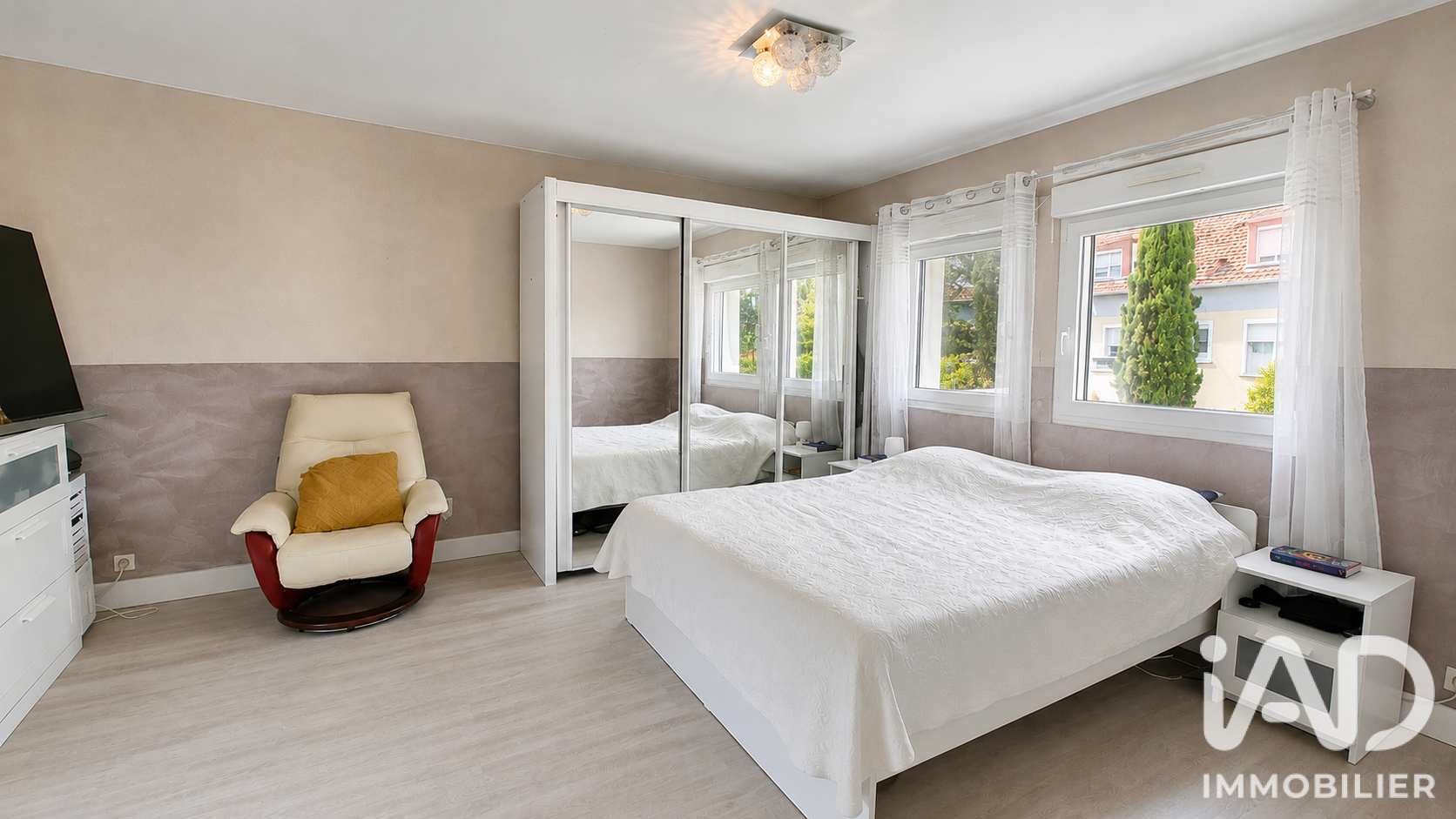 Vente maison à Roissy-en-Brie (77680) : maison traditionnelle 7 pièces 136 m² - 2100262 — 9
