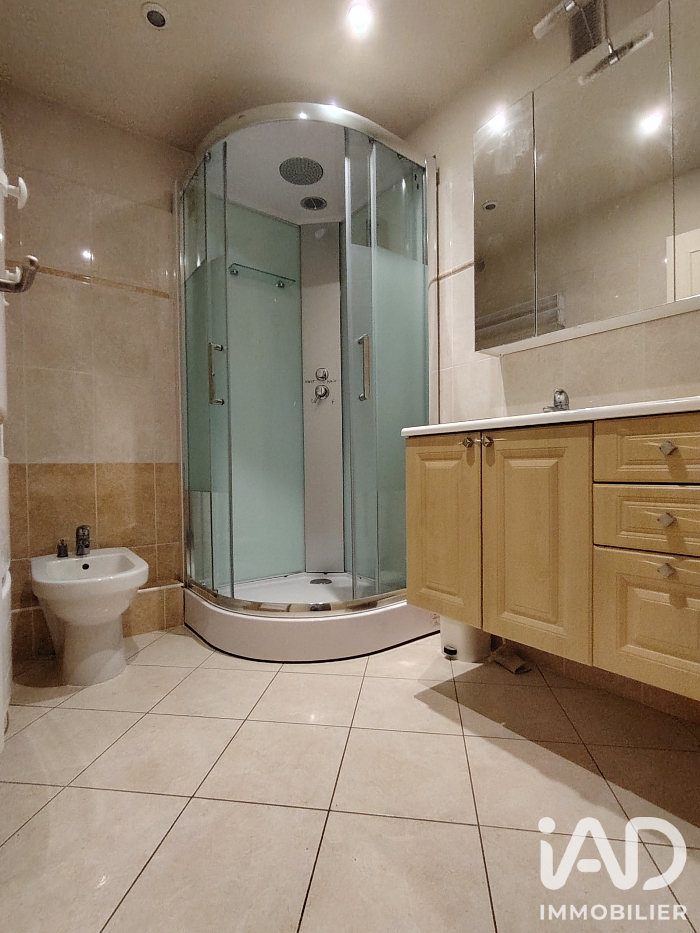 Vente appartement à Gif-sur-Yvette (91190) : appartement 5 pièces 84 m² - 2101812 — 8