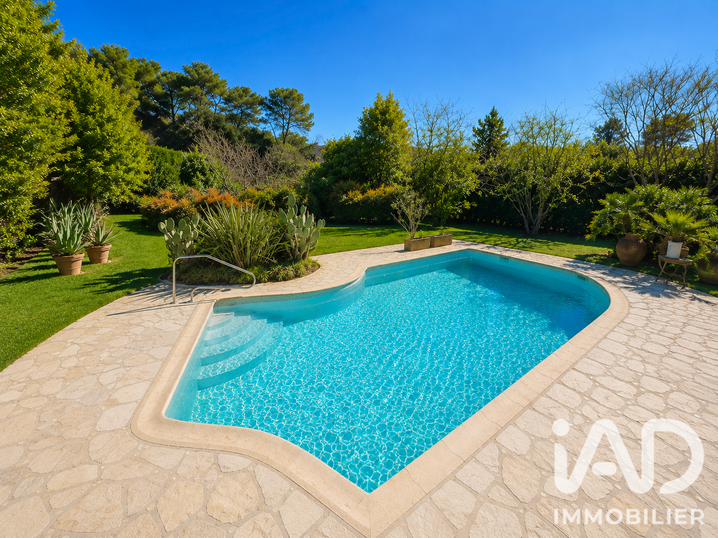 Vente maison à Roquefort-les-Pins (06330) : maison 8 pièces 214 m² - 2102156 — 10