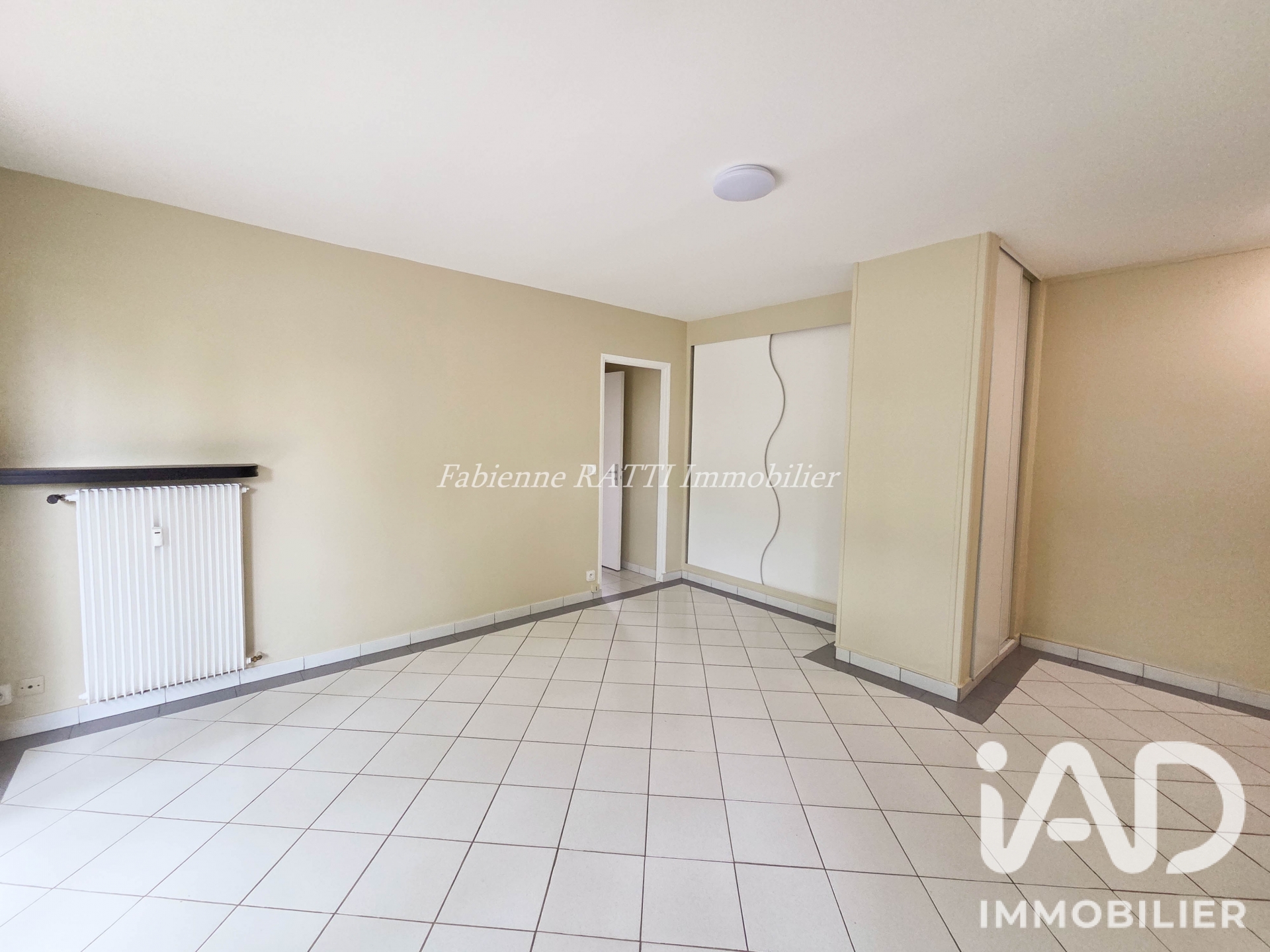 Vente appartement à Carrières-sur-Seine (78420) : appartement 2 pièces 43 m² - 2102249 — 5