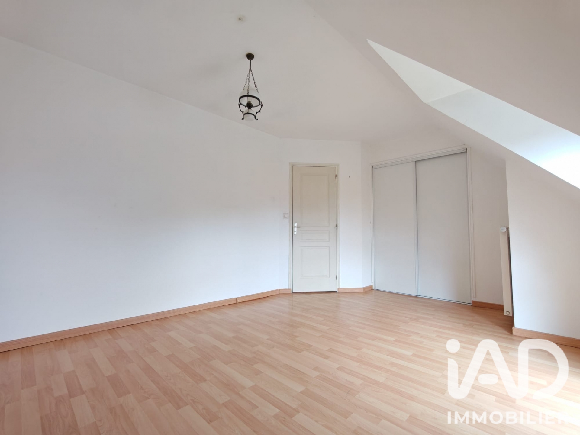 Vente maison à Josselin (56120) : maison traditionnelle 6 pièces 143 m² - 2102709 — 6