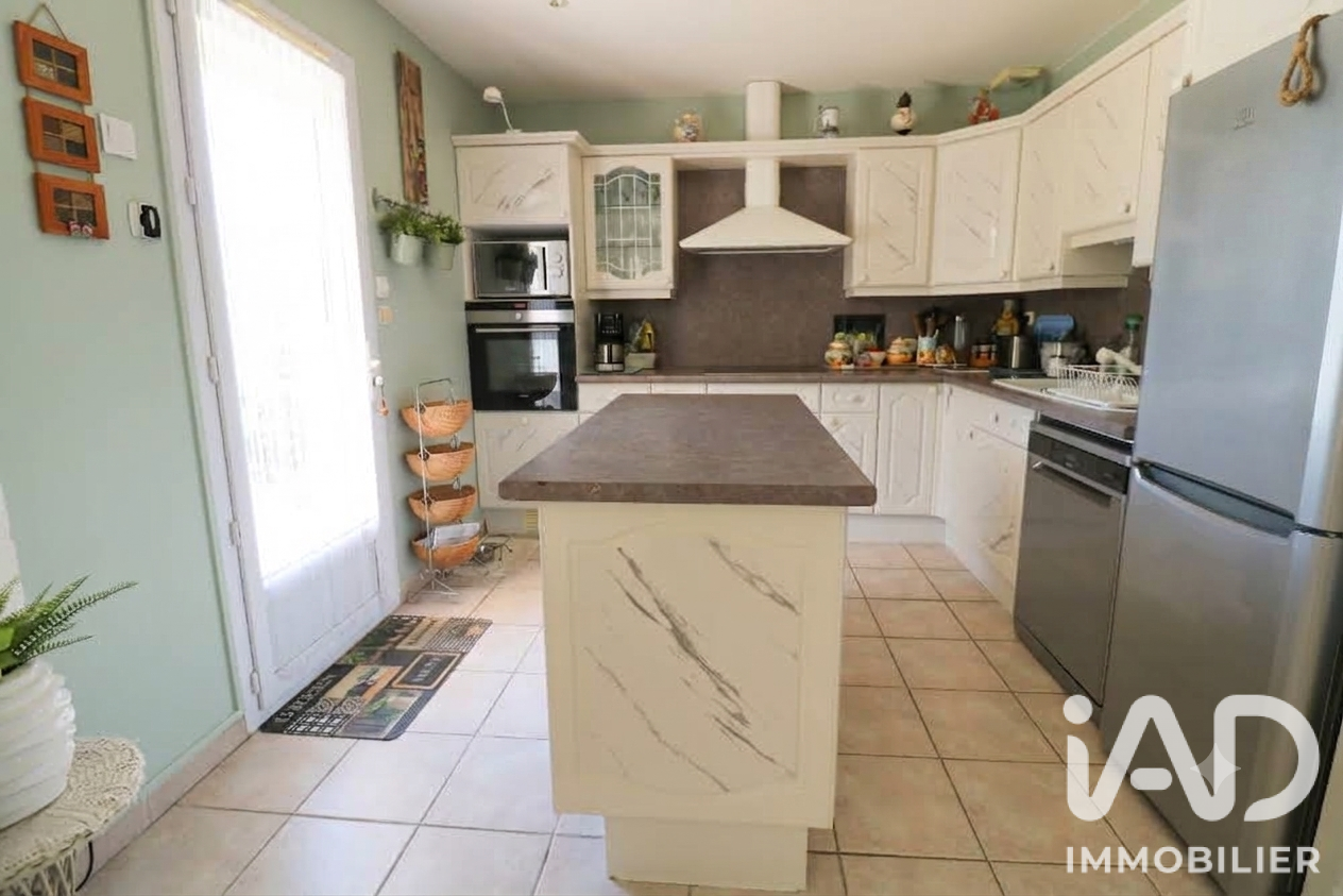 Vente maison à La Roquebrussanne (83136) : maison 4 pièces 83 m² - 2102609 — 6