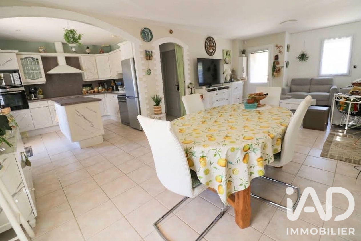 Vente maison à La Roquebrussanne (83136) : maison 4 pièces 83 m² - 2102609 — 5