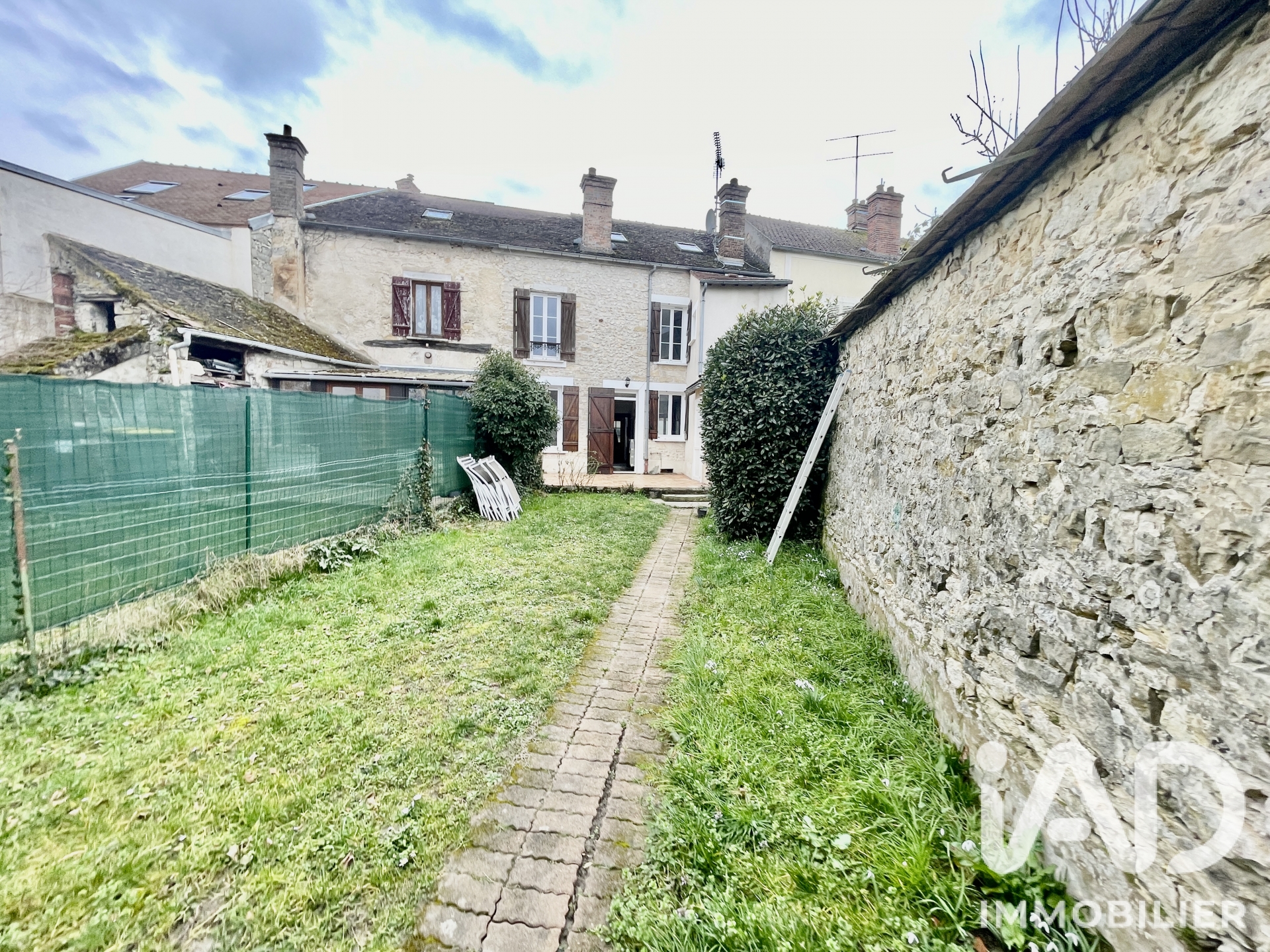 Vente maison à Moret-Loing-et-Orvanne (77250) : maison de ville 6 pièces 115 m² - 2063868 — 10