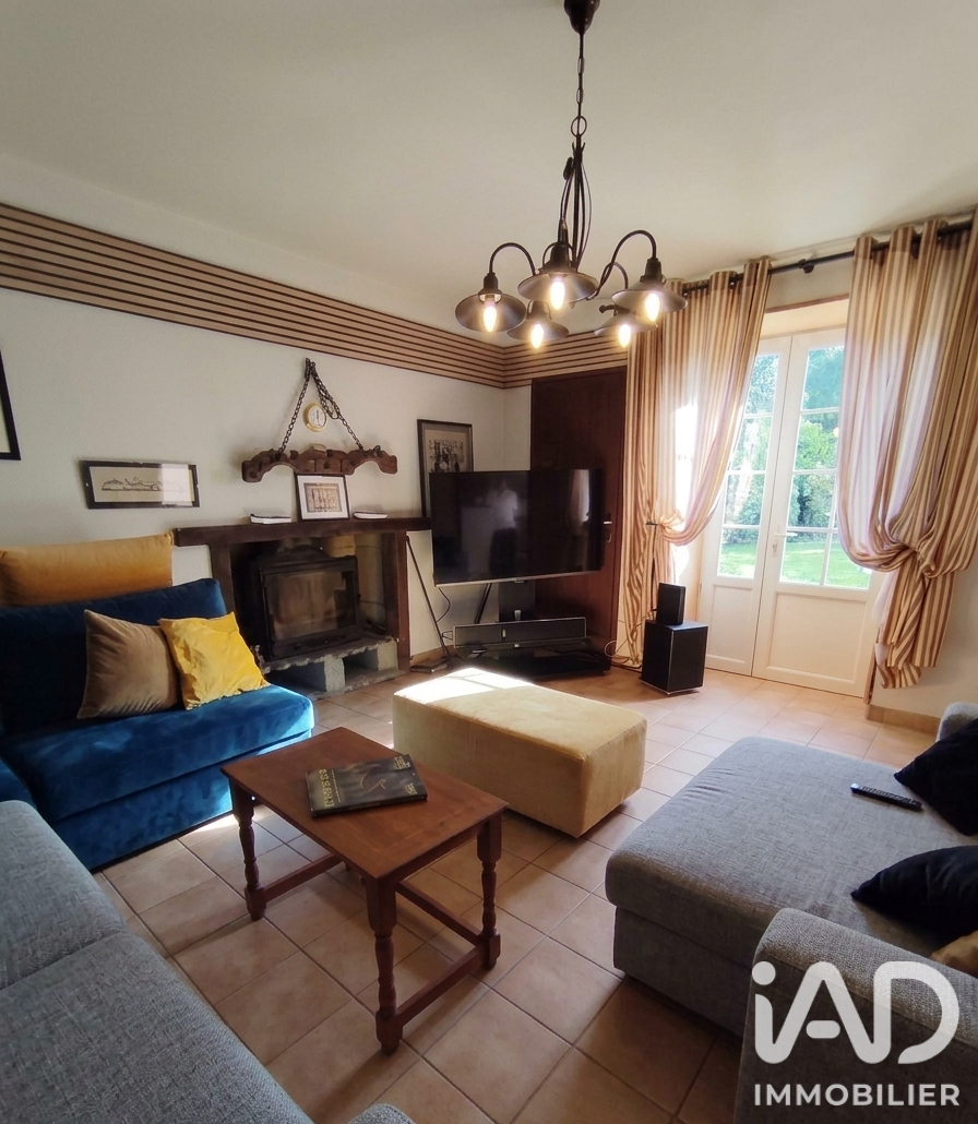 Vente maison à Melle (79500) : maison 4 pièces 95 m² - 2102846 — 10