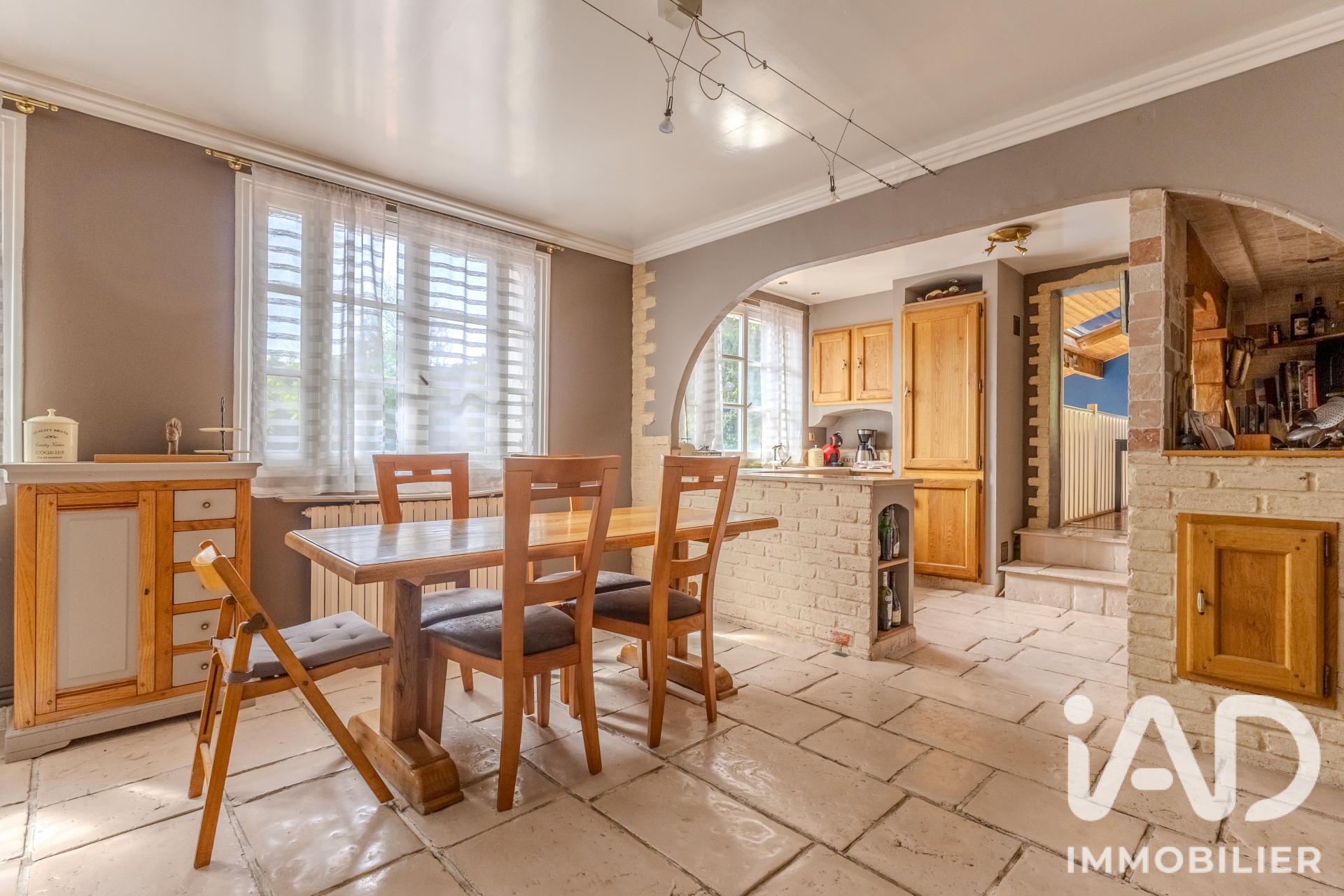 Vente maison à Vigneux-sur-Seine (91270) : maison traditionnelle 6 pièces 134 m² - 2101845 — 10