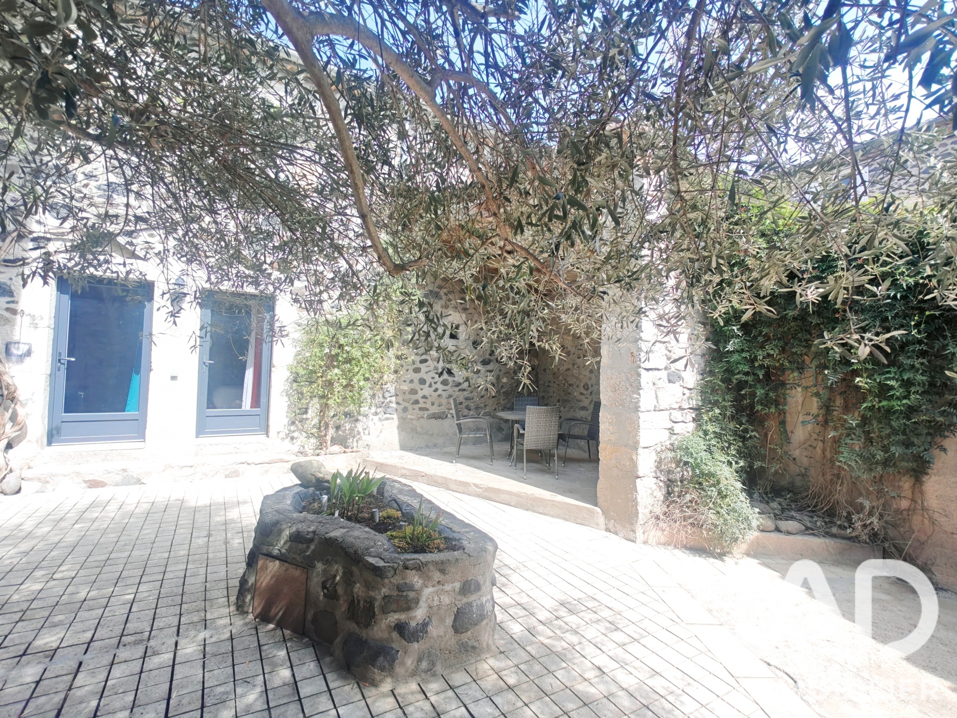 Vente maison à Lussas (07170) : maison de village 10 pièces 226 m² - 2102154 — 19