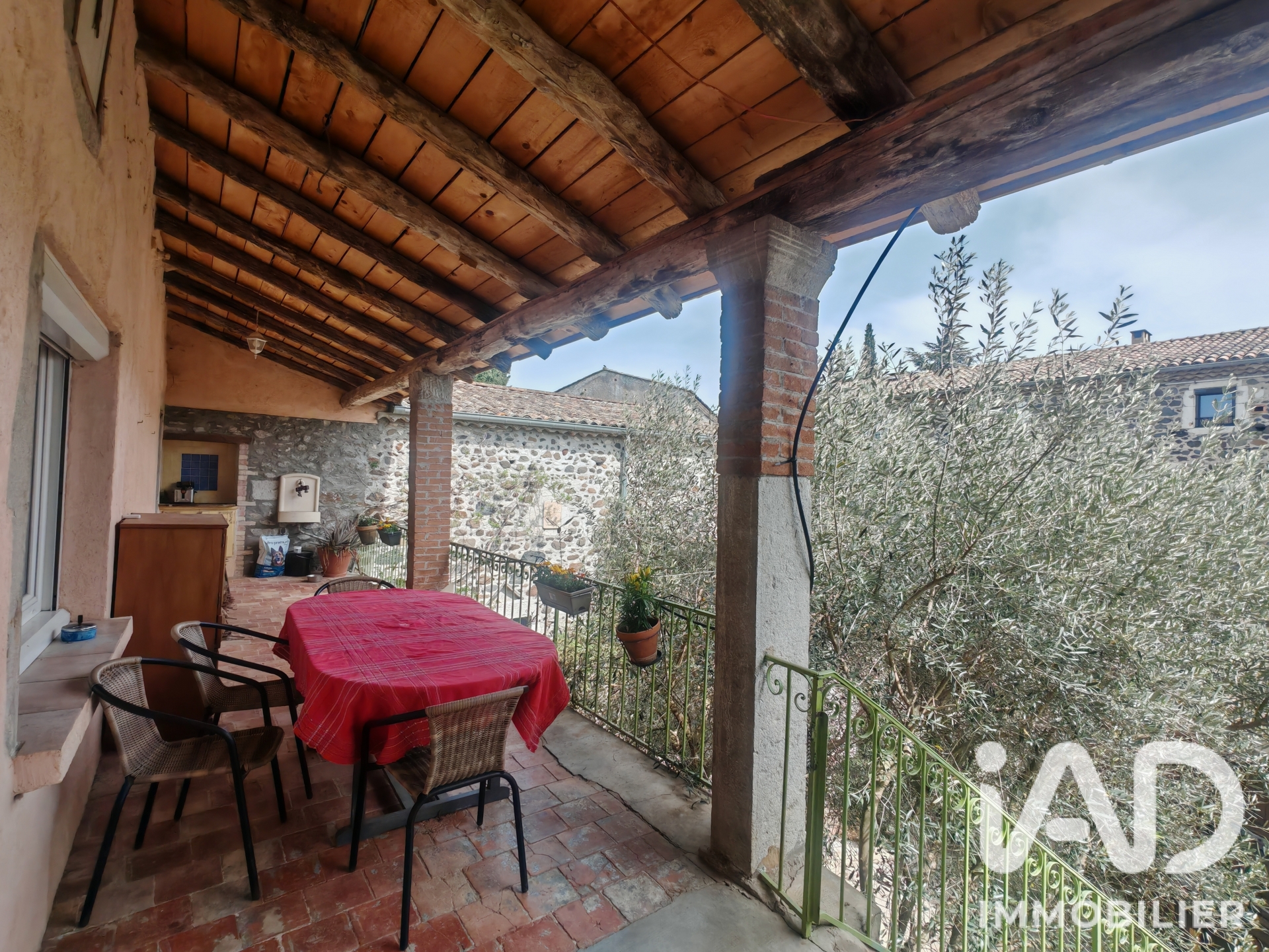 Vente maison à Lussas (07170) : maison de village 10 pièces 226 m² - 2102154 — 6