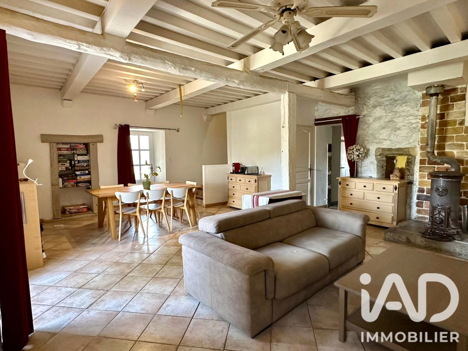 Vente maison à Lussas (07170) : maison de village 10 pièces 226 m² - 2102154 — 8