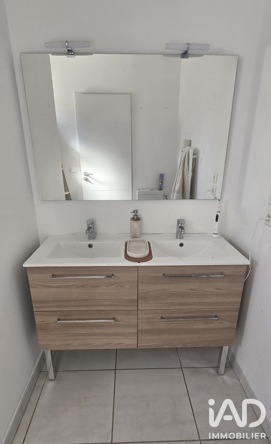 Vente maison à Eyragues (13630) : maison 4 pièces 97 m² - 2102467 — 12