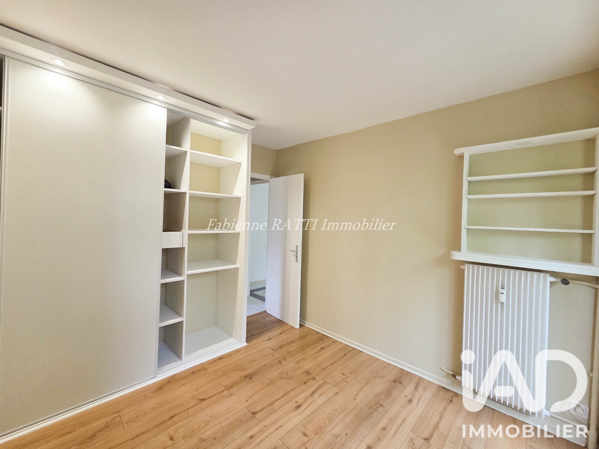 Vente appartement à Carrières-sur-Seine (78420) : appartement 2 pièces 43 m² - 2102249 — 10